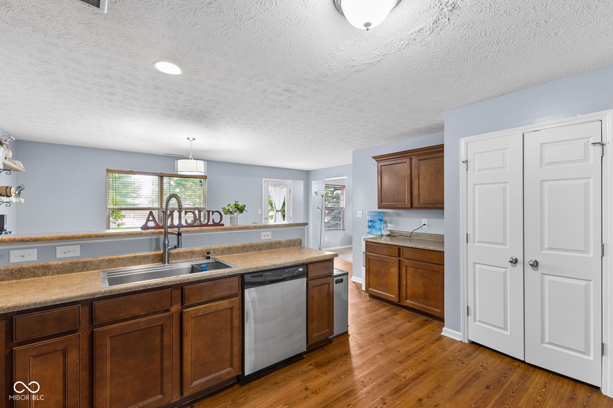 15556 Old Pond Circle