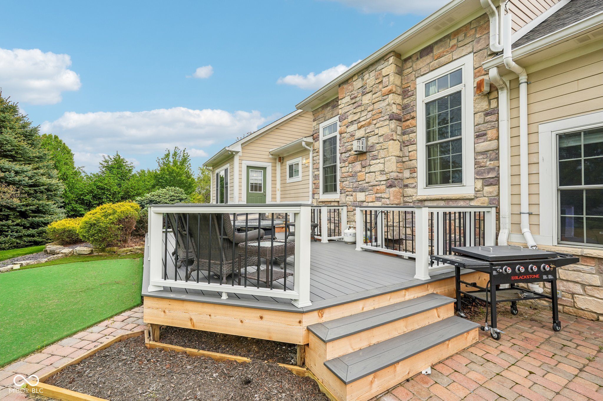 3274 Paddock Road