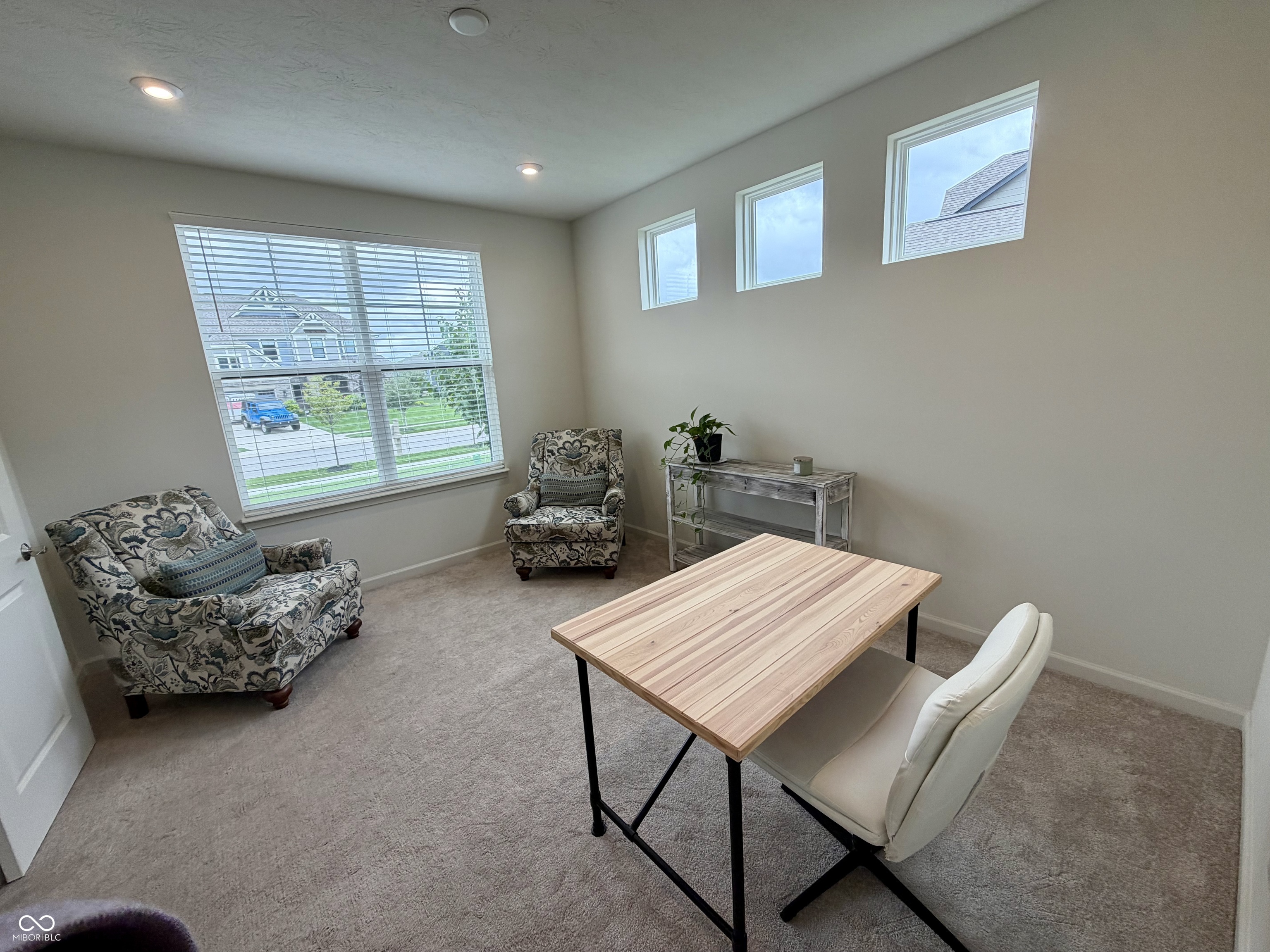 5378 Rose Drive