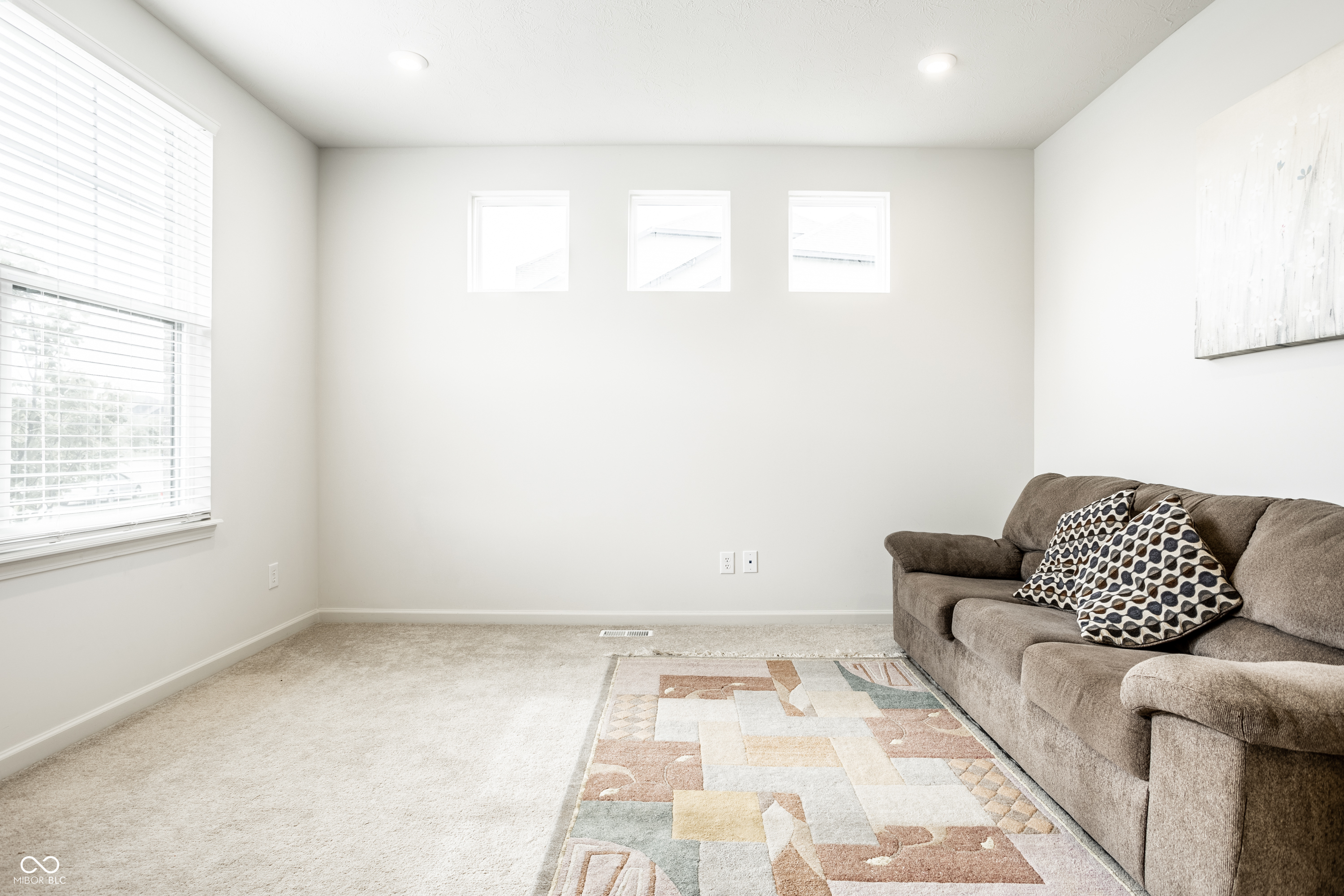 5378 Rose Drive