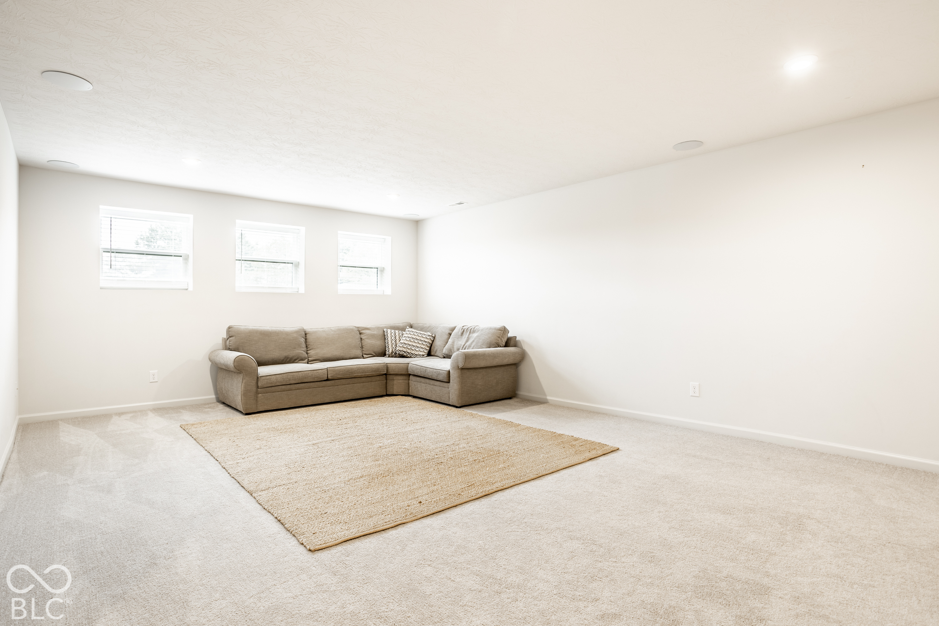 5378 Rose Drive
