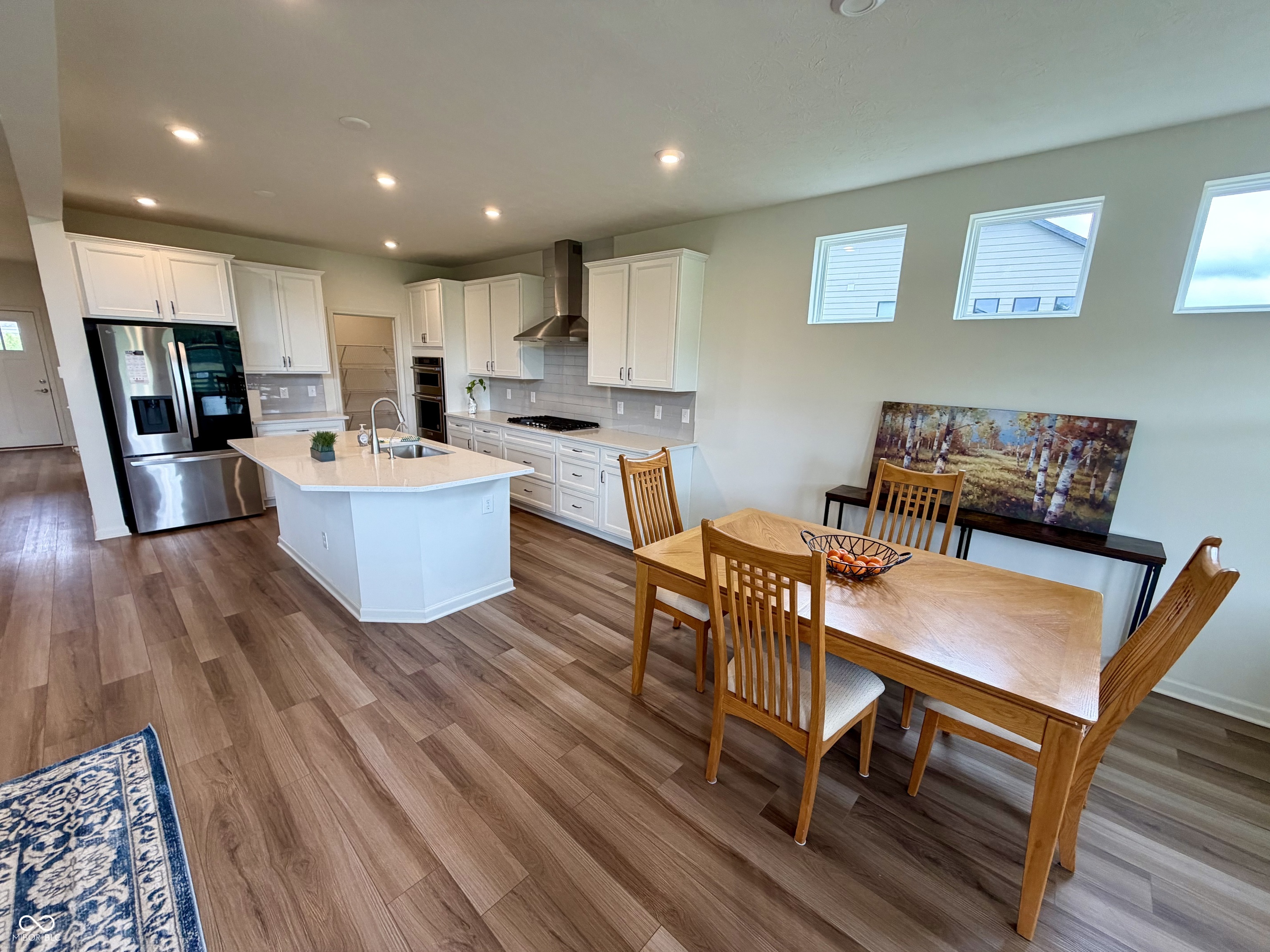 5378 Rose Drive