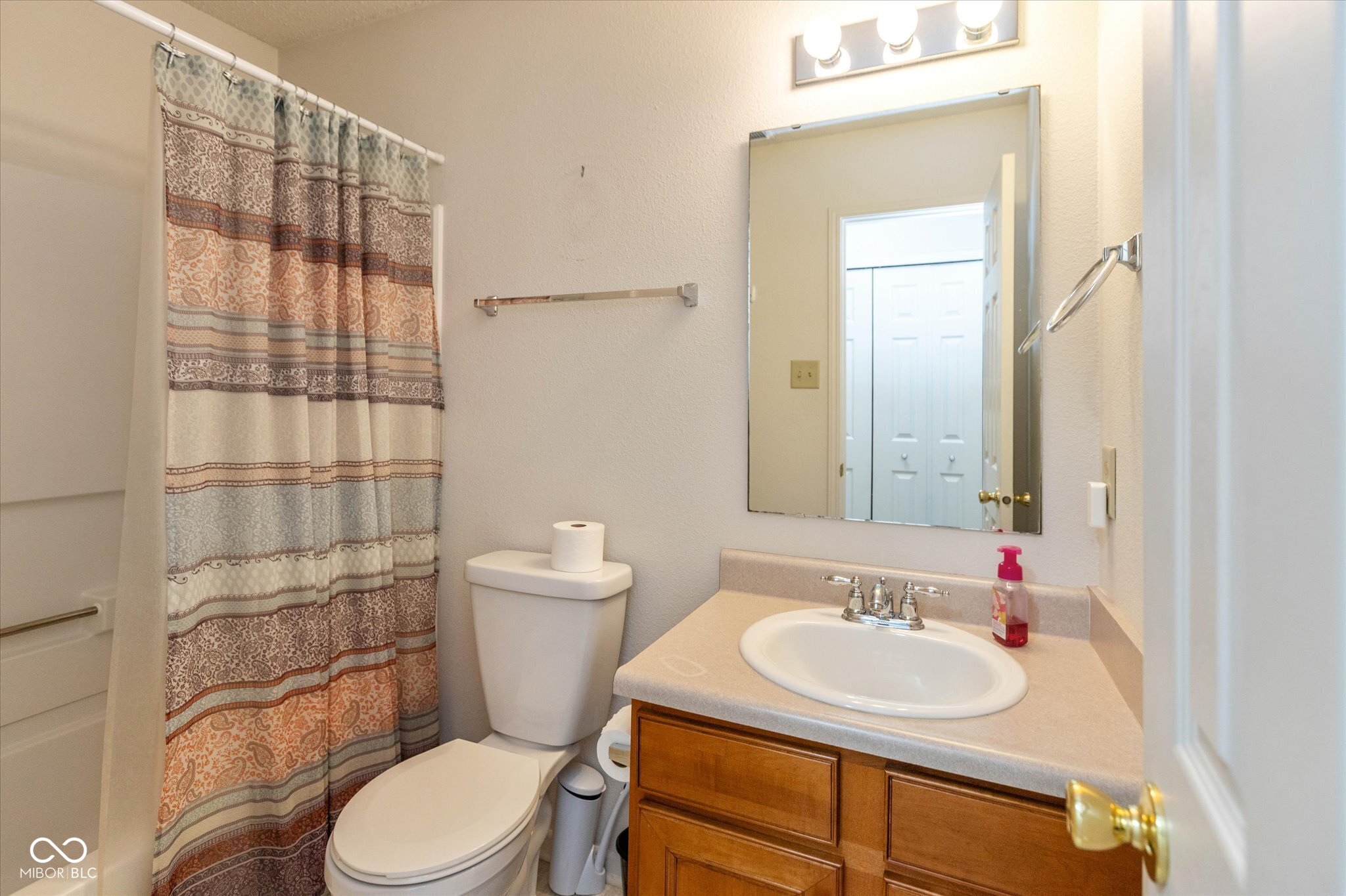 560 Runnymede Court