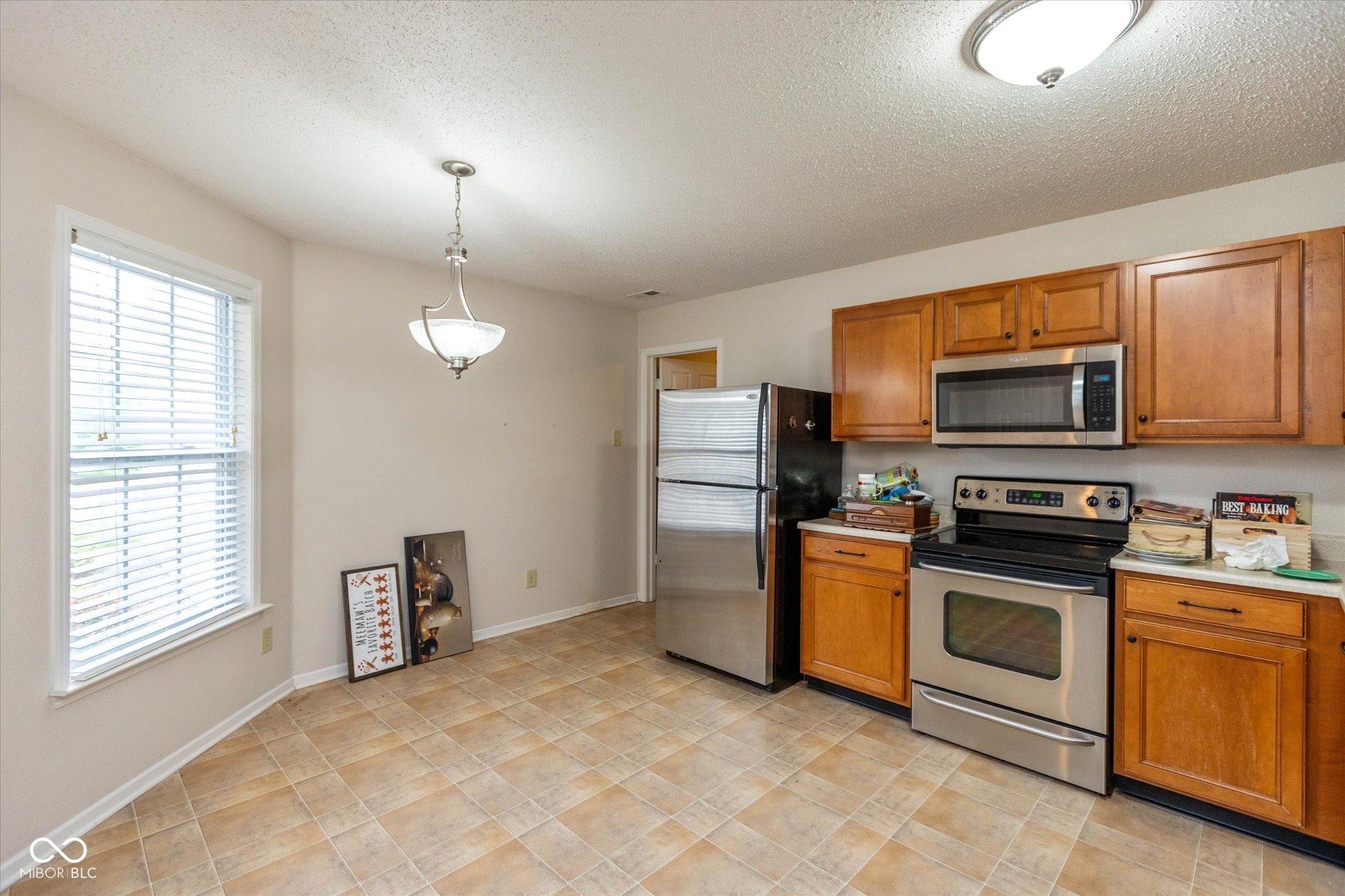 560 Runnymede Court