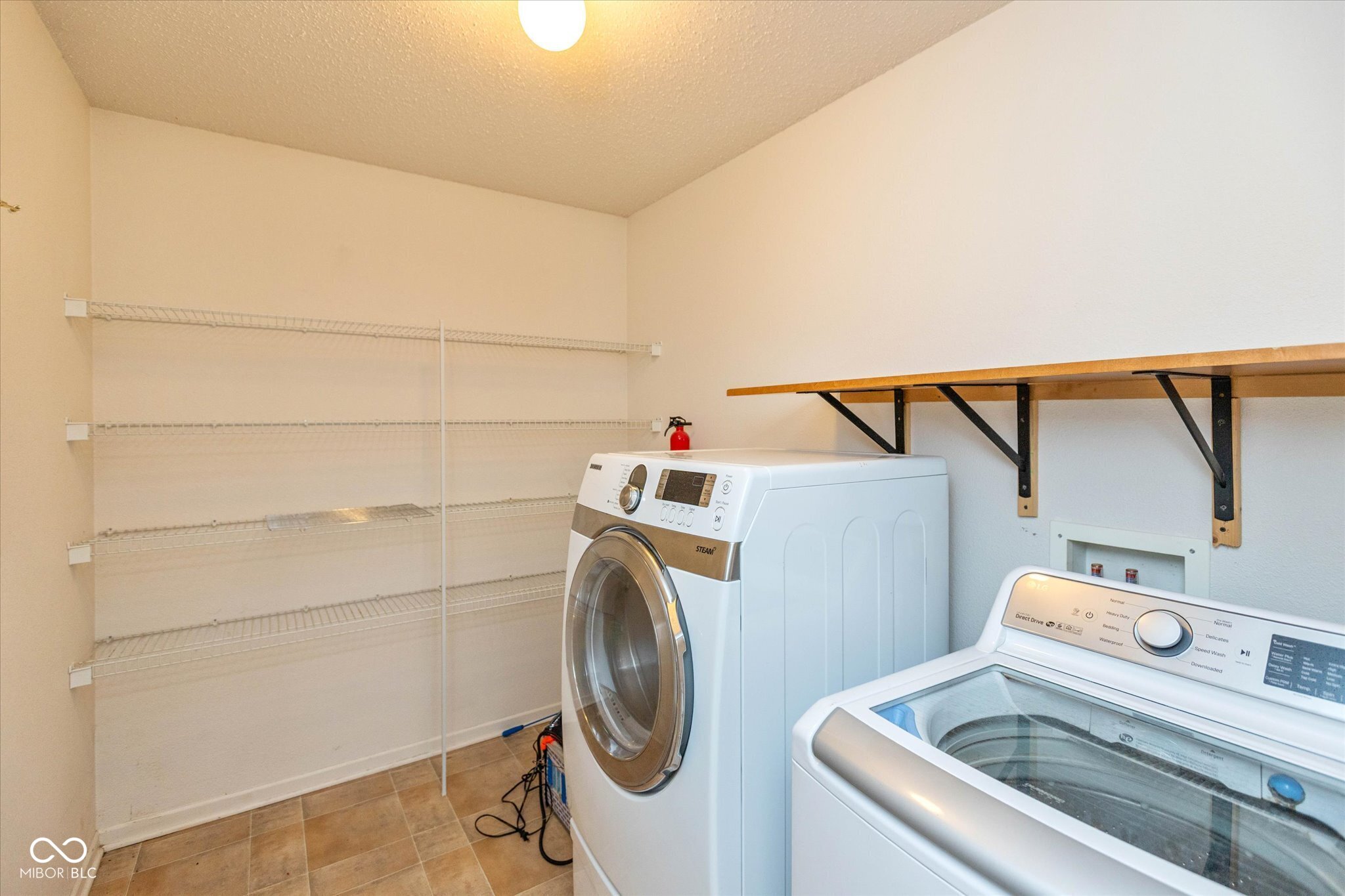 560 Runnymede Court