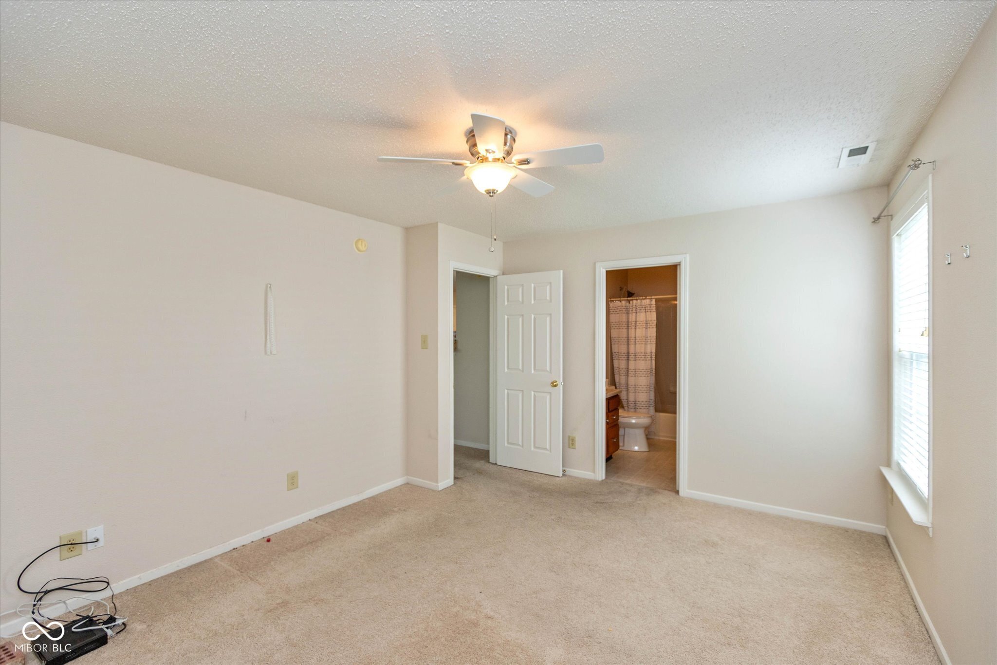560 Runnymede Court