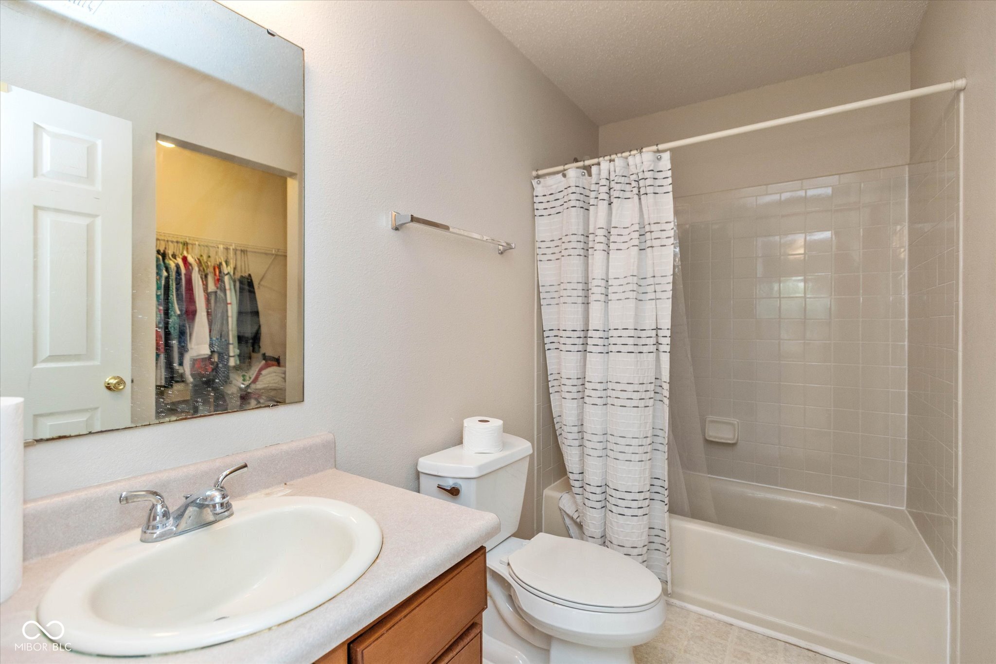 560 Runnymede Court