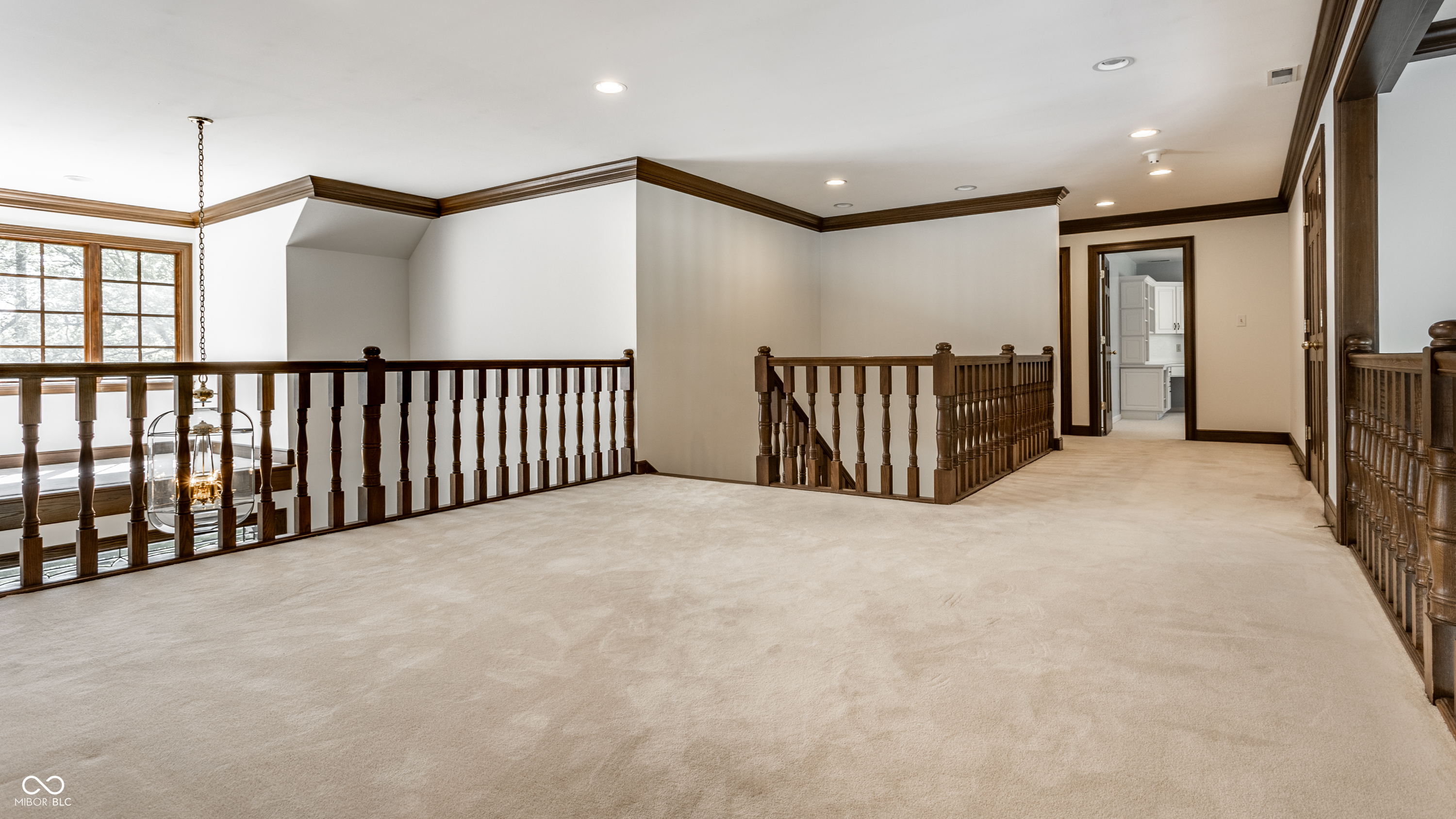 14300 Oakbrook Court