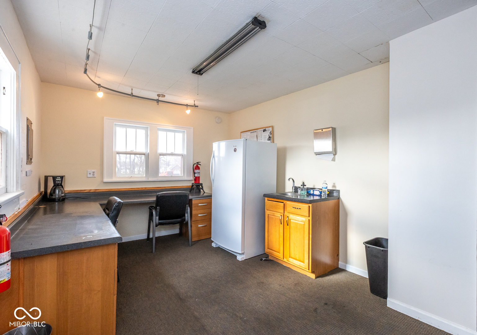 417 W 38th Street
