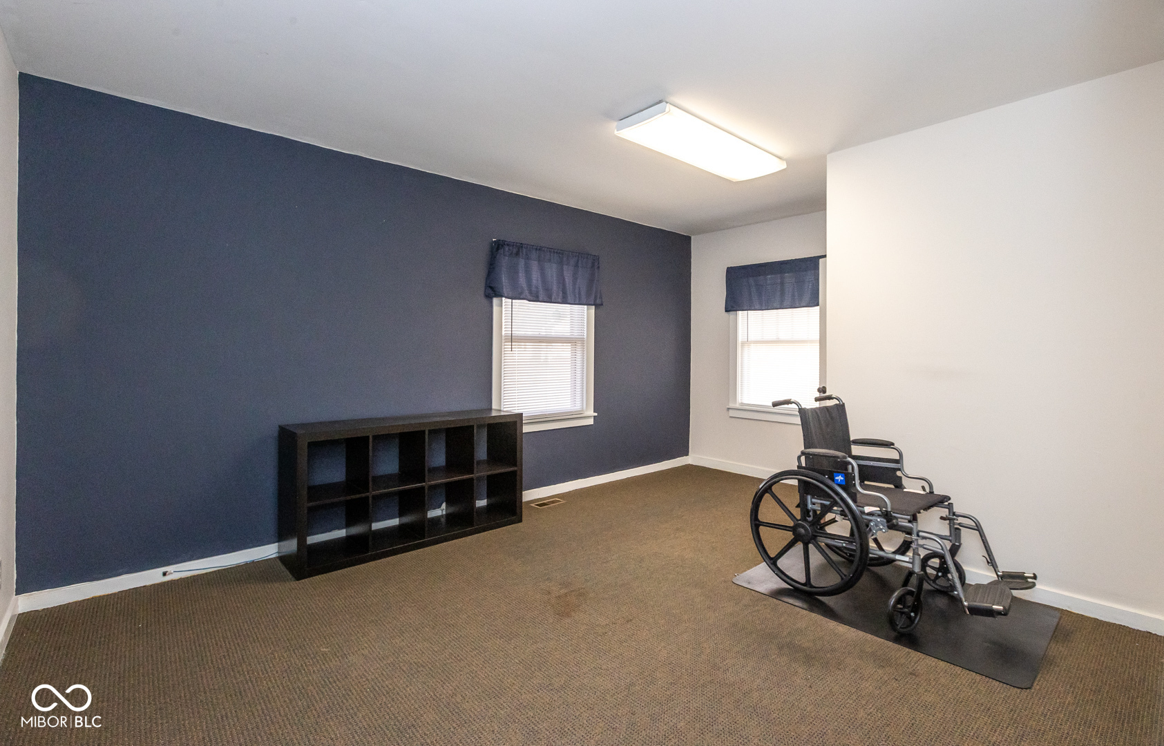 417 W 38th Street
