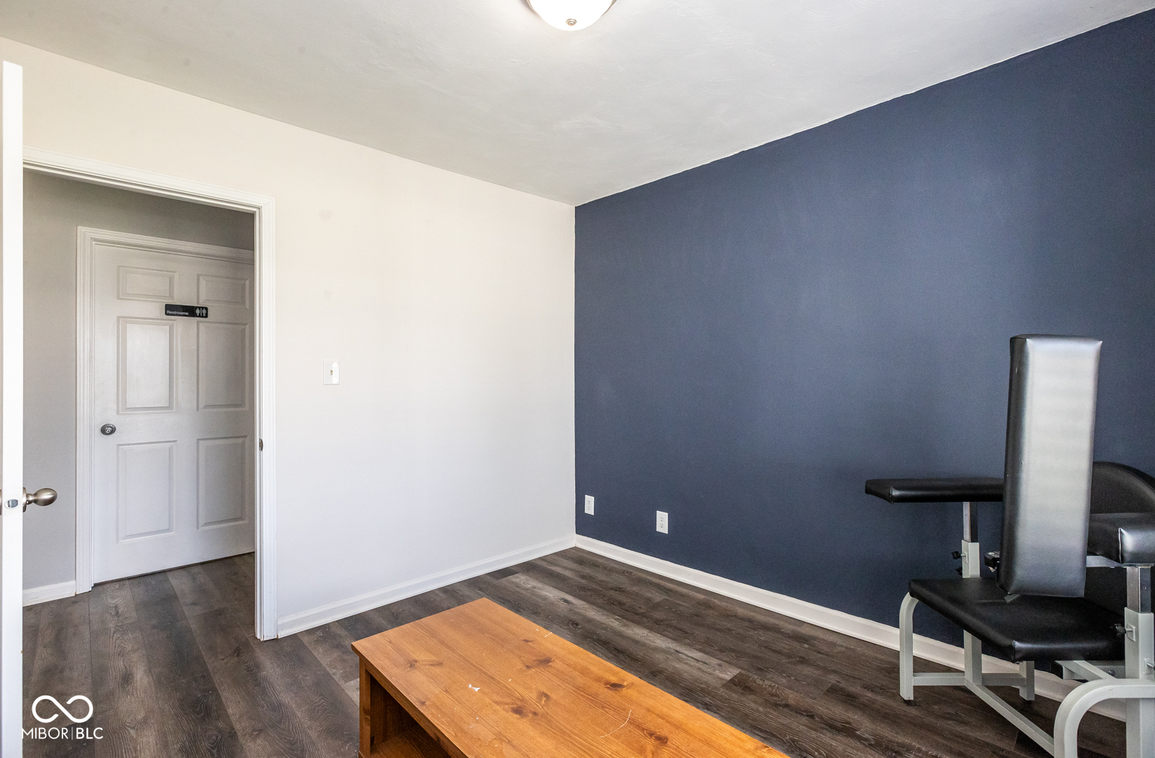 417 W 38th Street