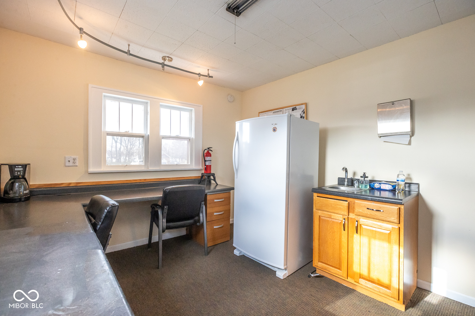 417 W 38th Street