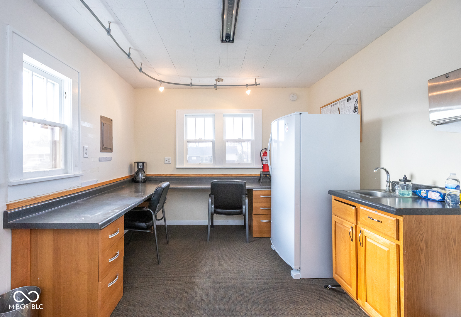 417 W 38th Street
