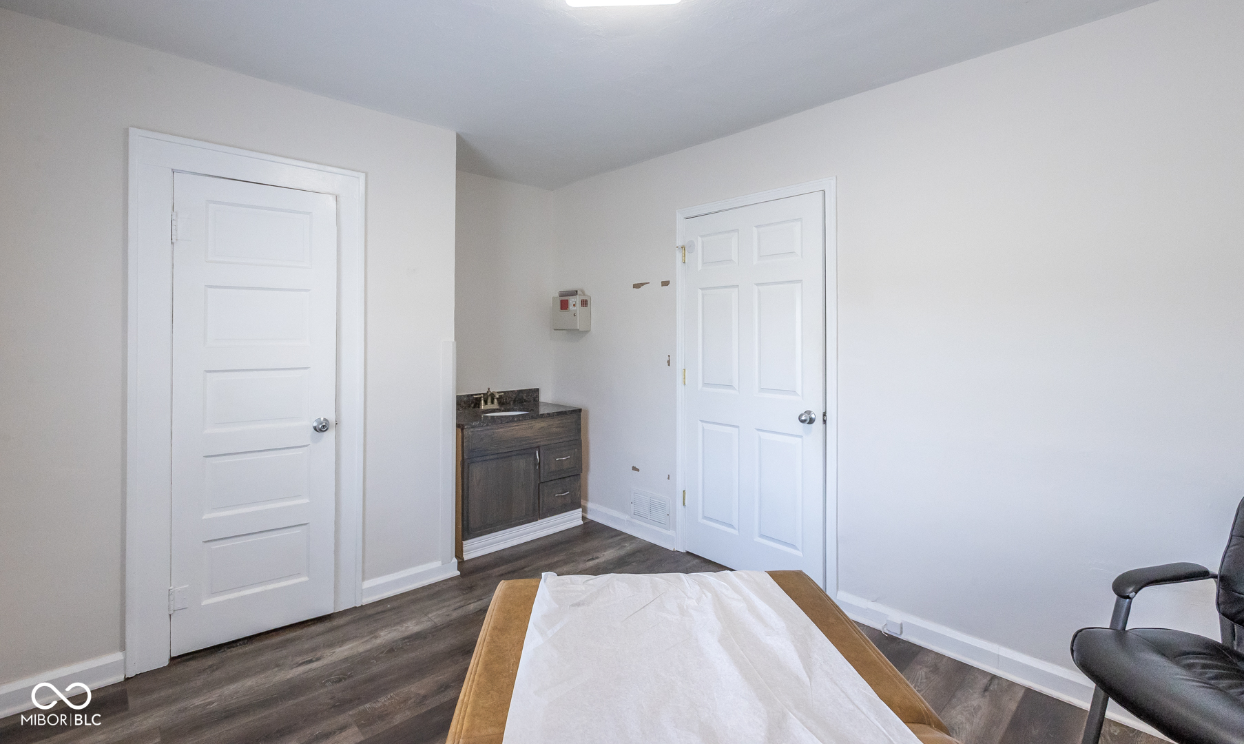 417 W 38th Street