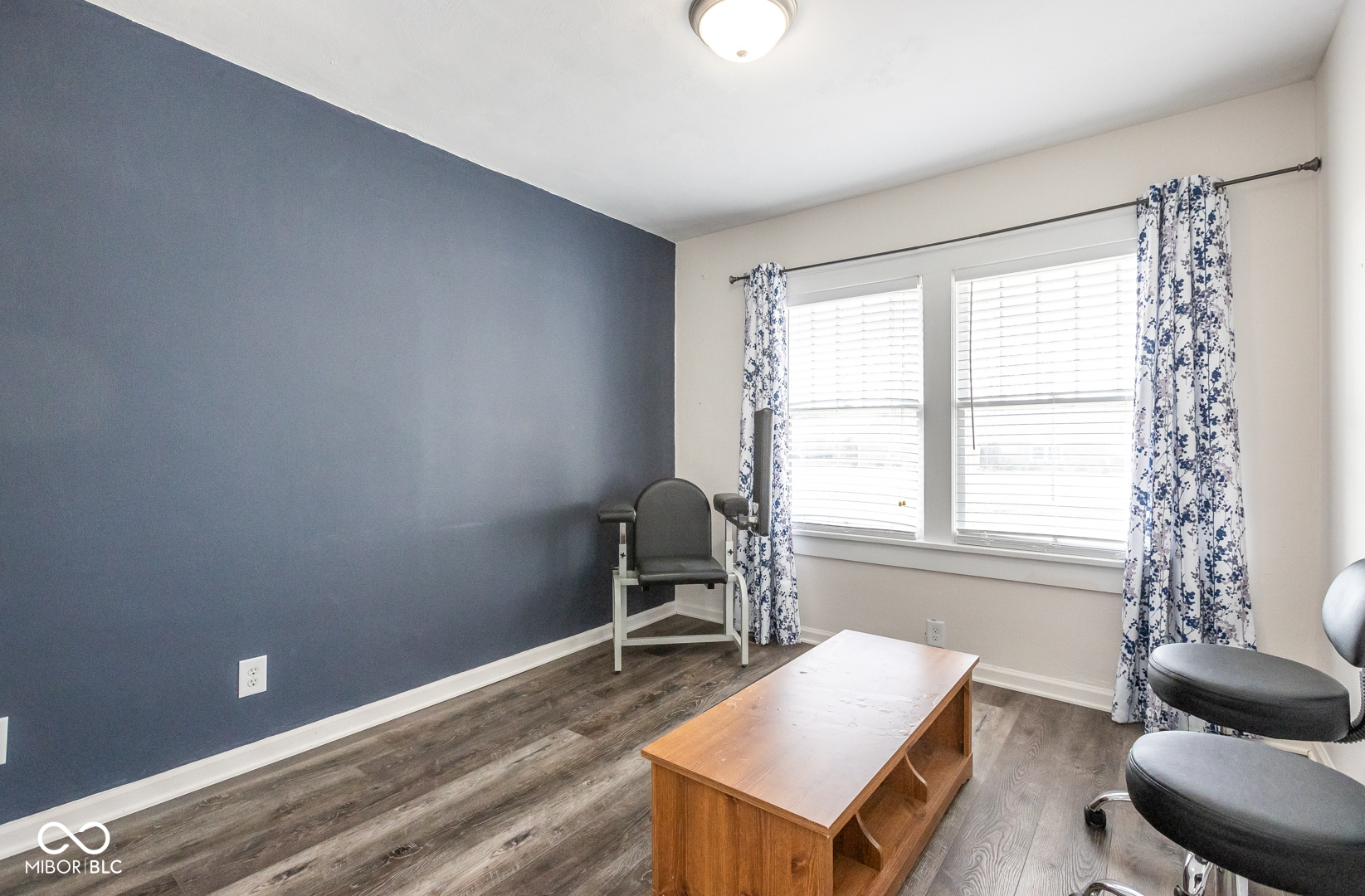417 W 38th Street