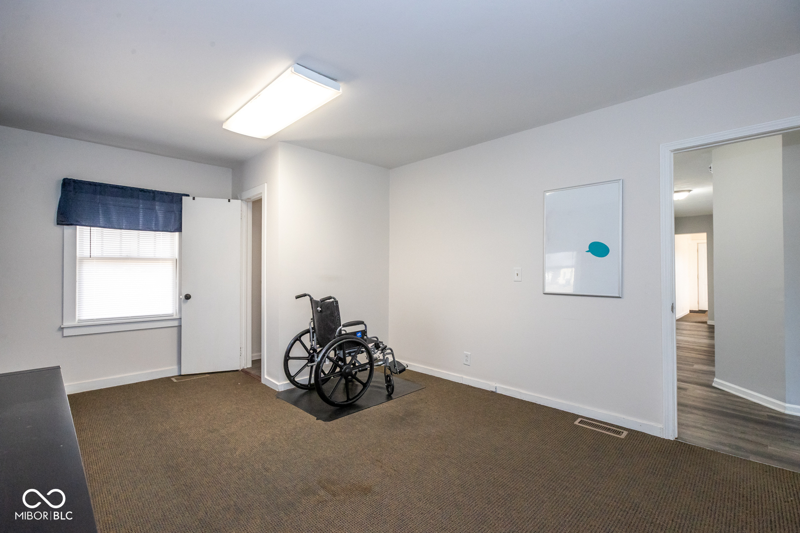 417 W 38th Street