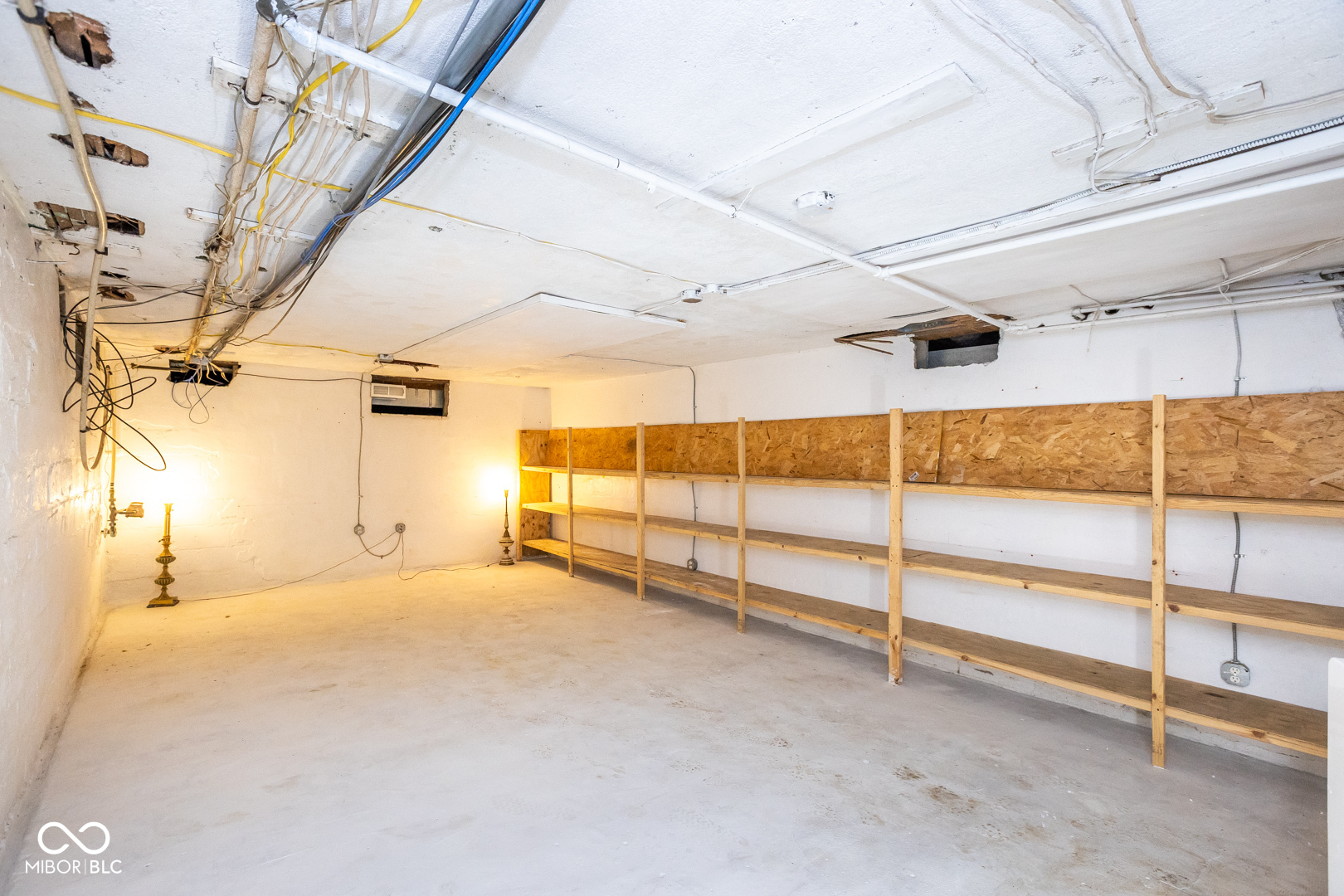 417 W 38th Street