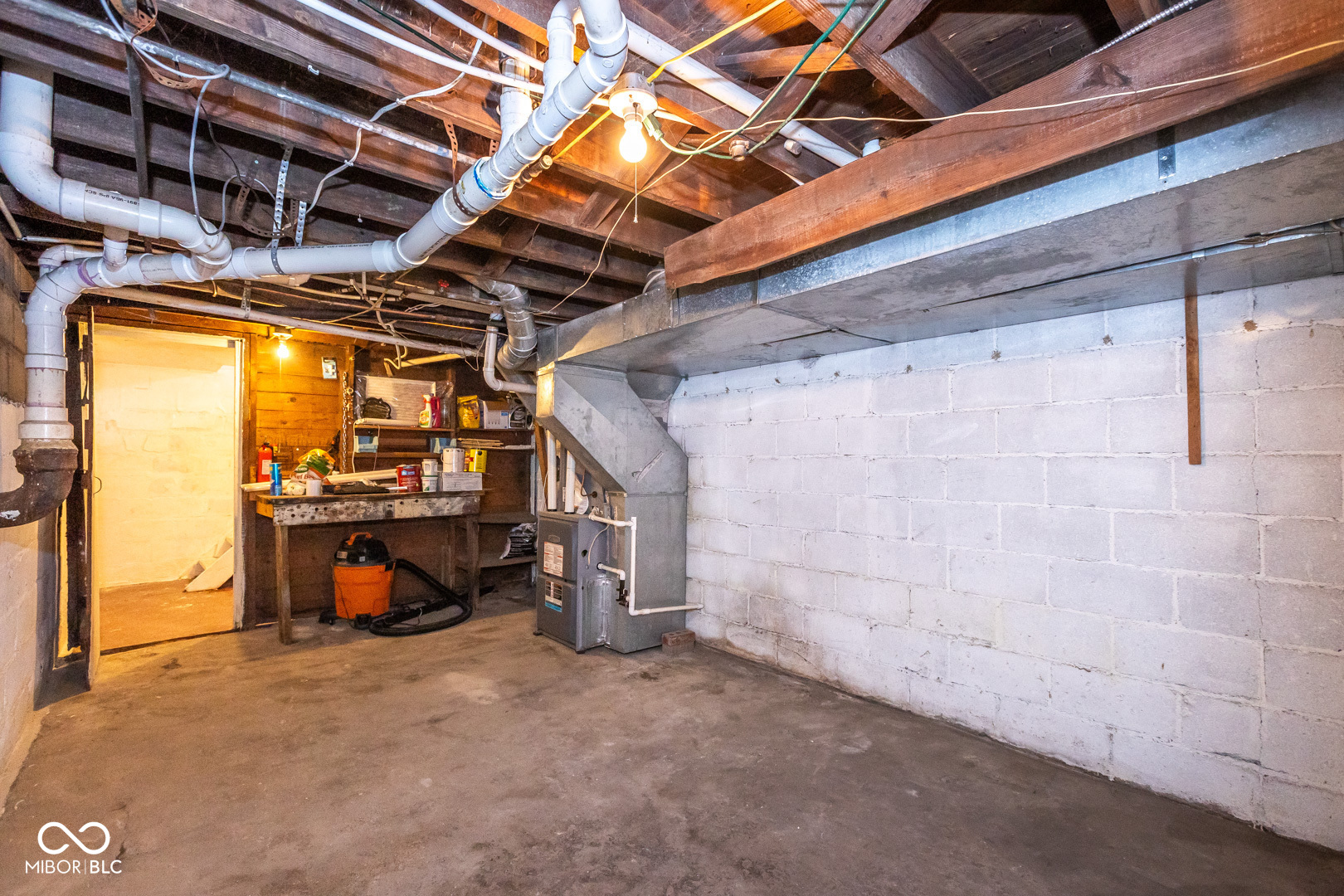 417 W 38th Street