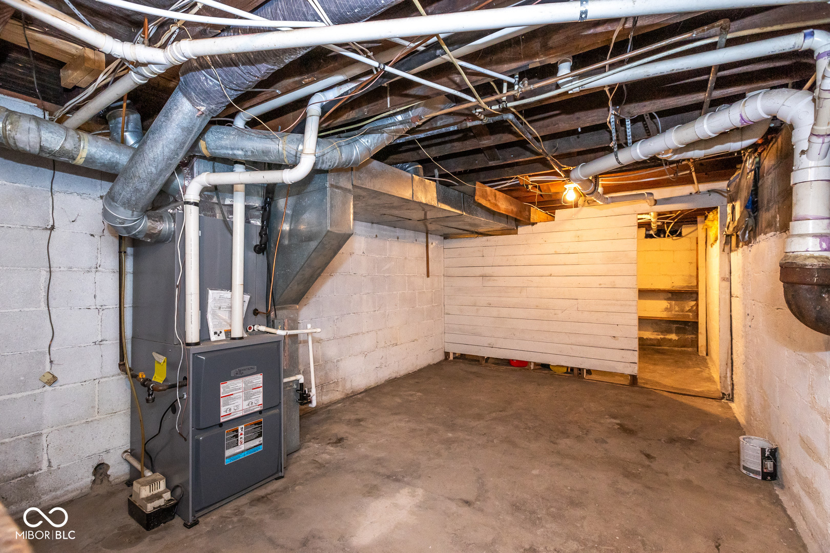 417 W 38th Street