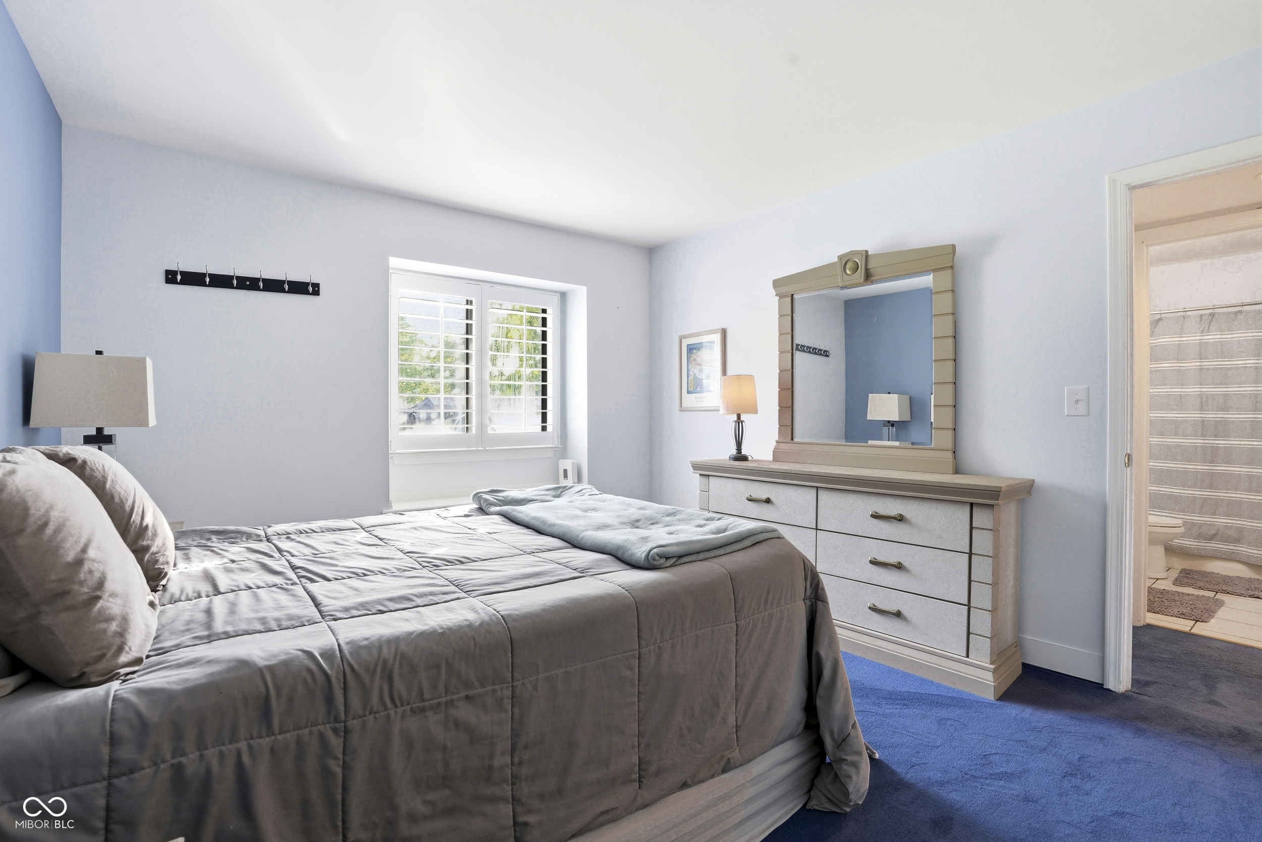8140 Shorewalk Drive Unit: Unit B