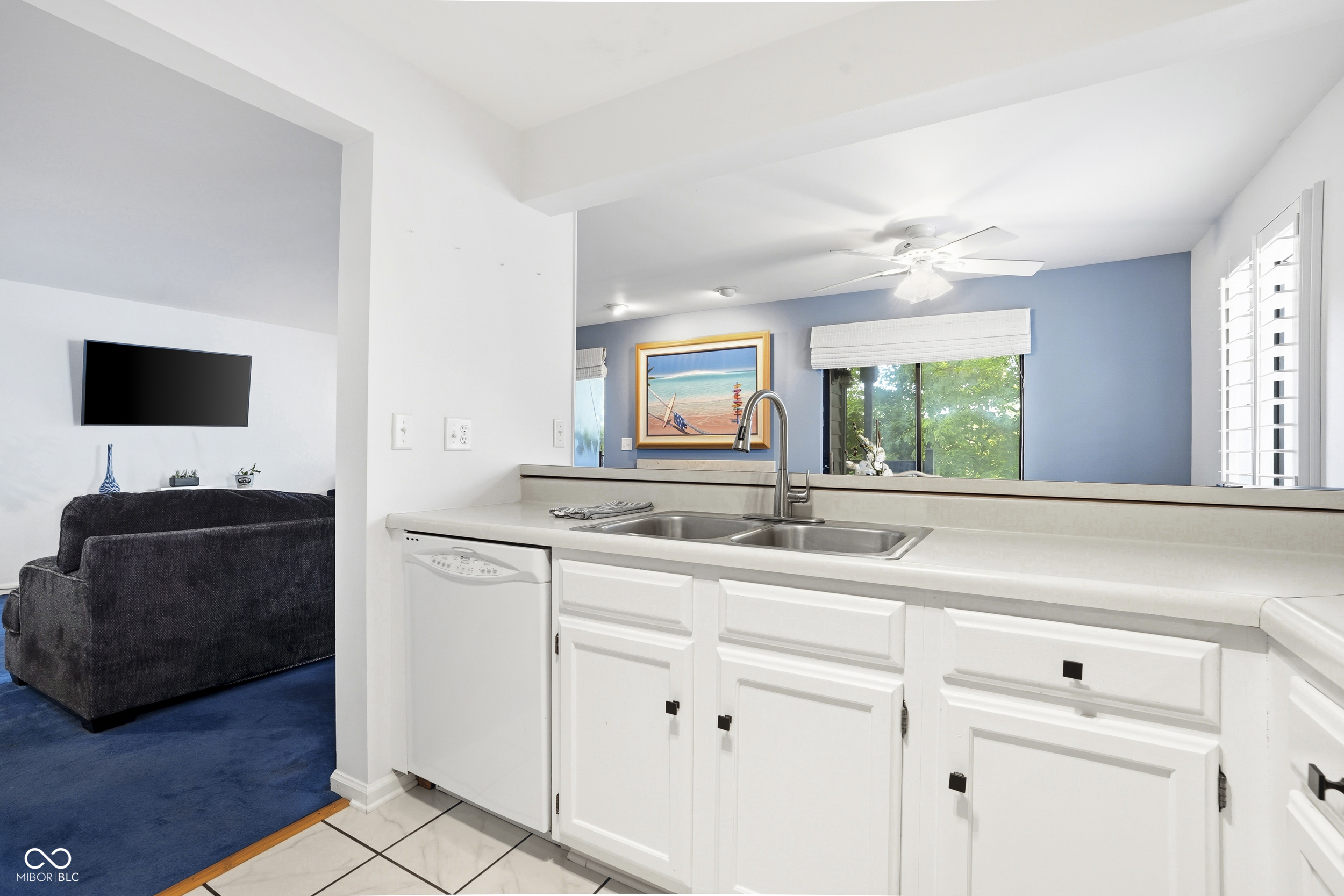 8140 Shorewalk Drive Unit: Unit B