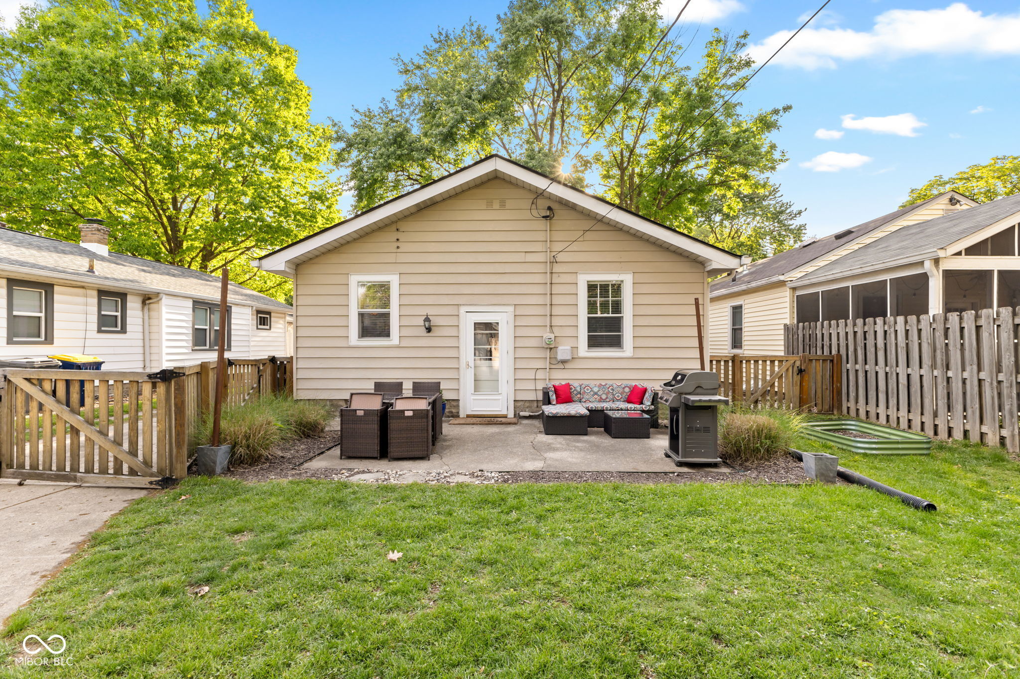 6157 Kingsley Drive