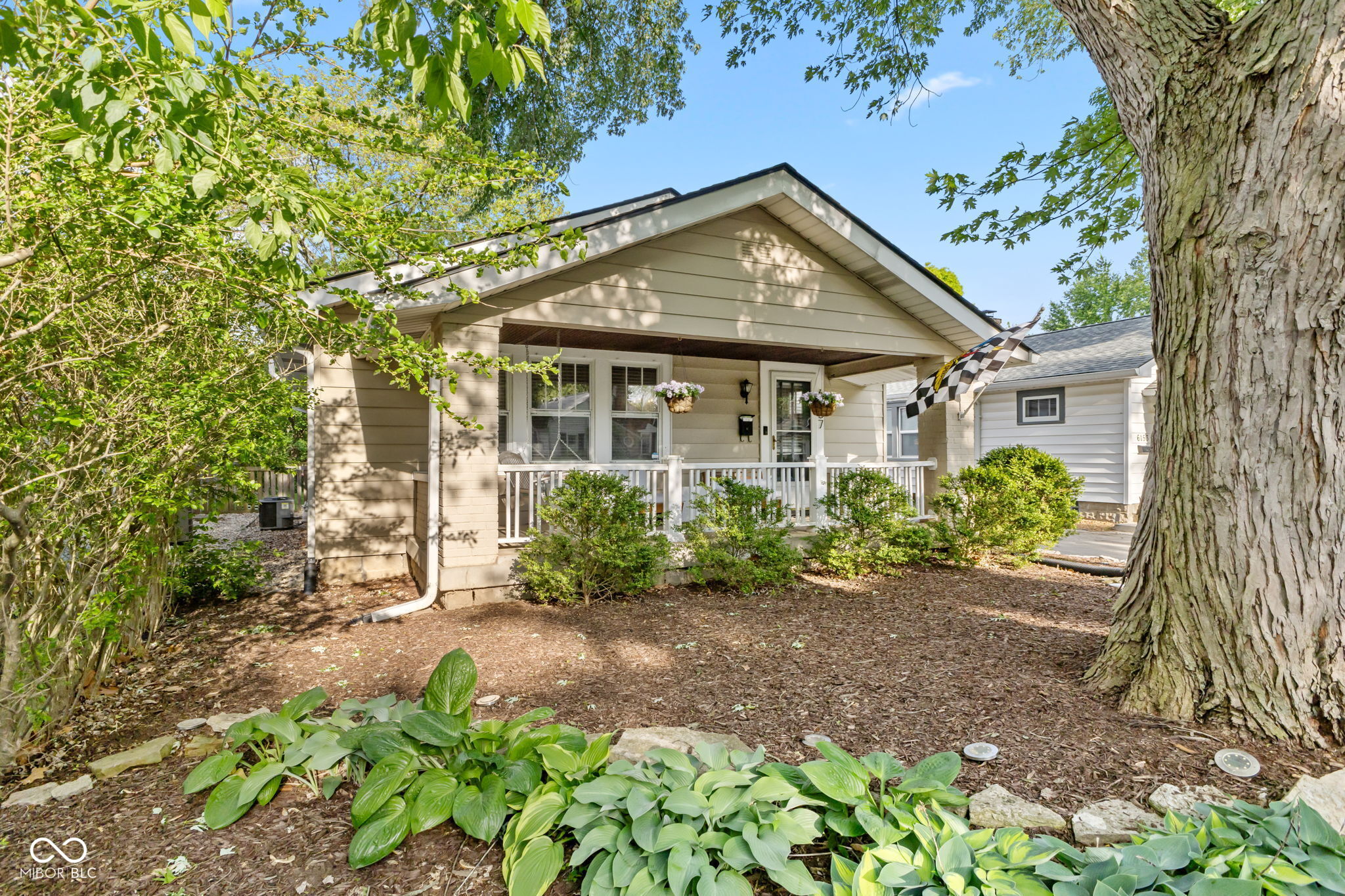 6157 Kingsley Drive