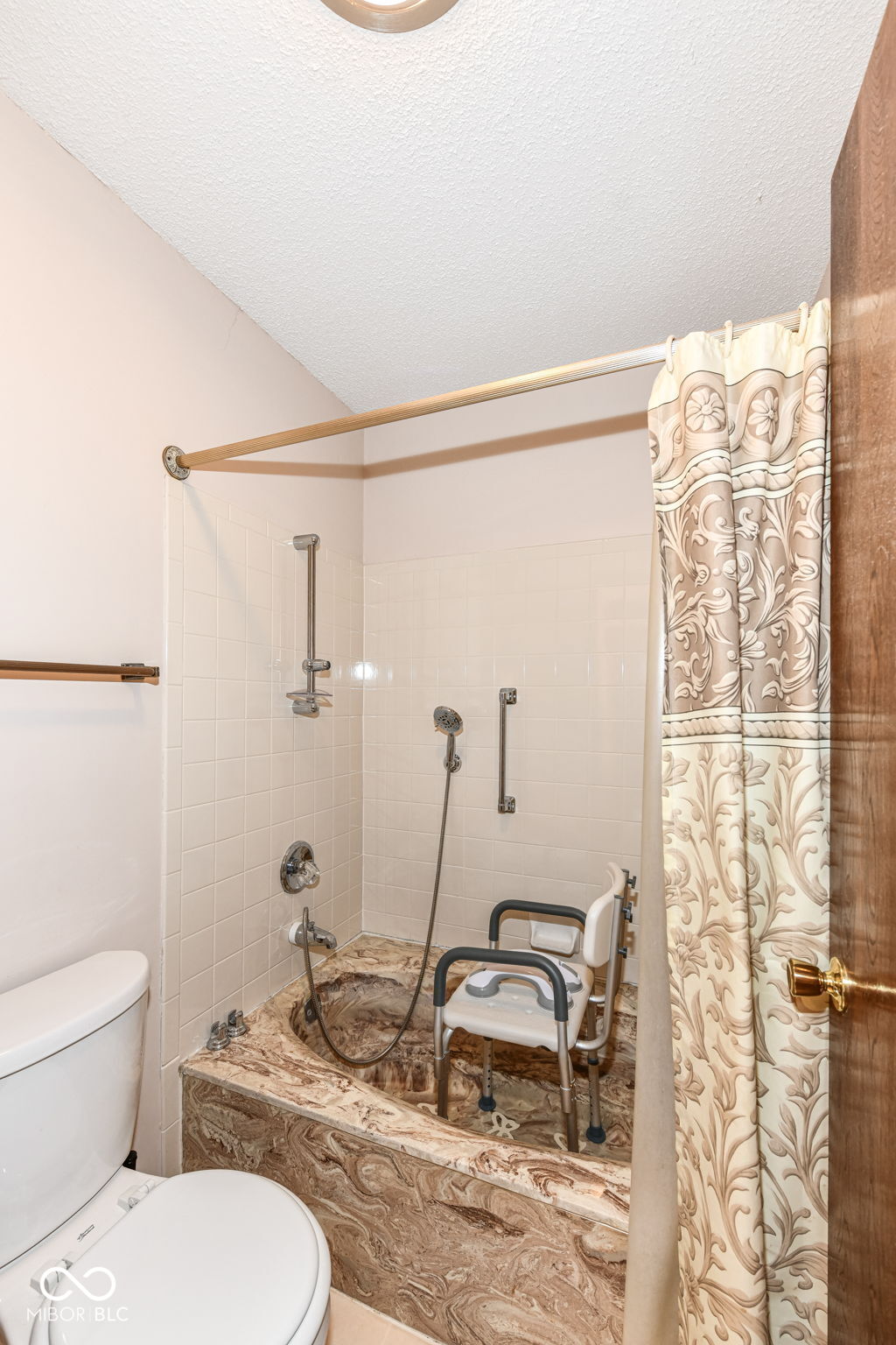 12346 Brompton Road