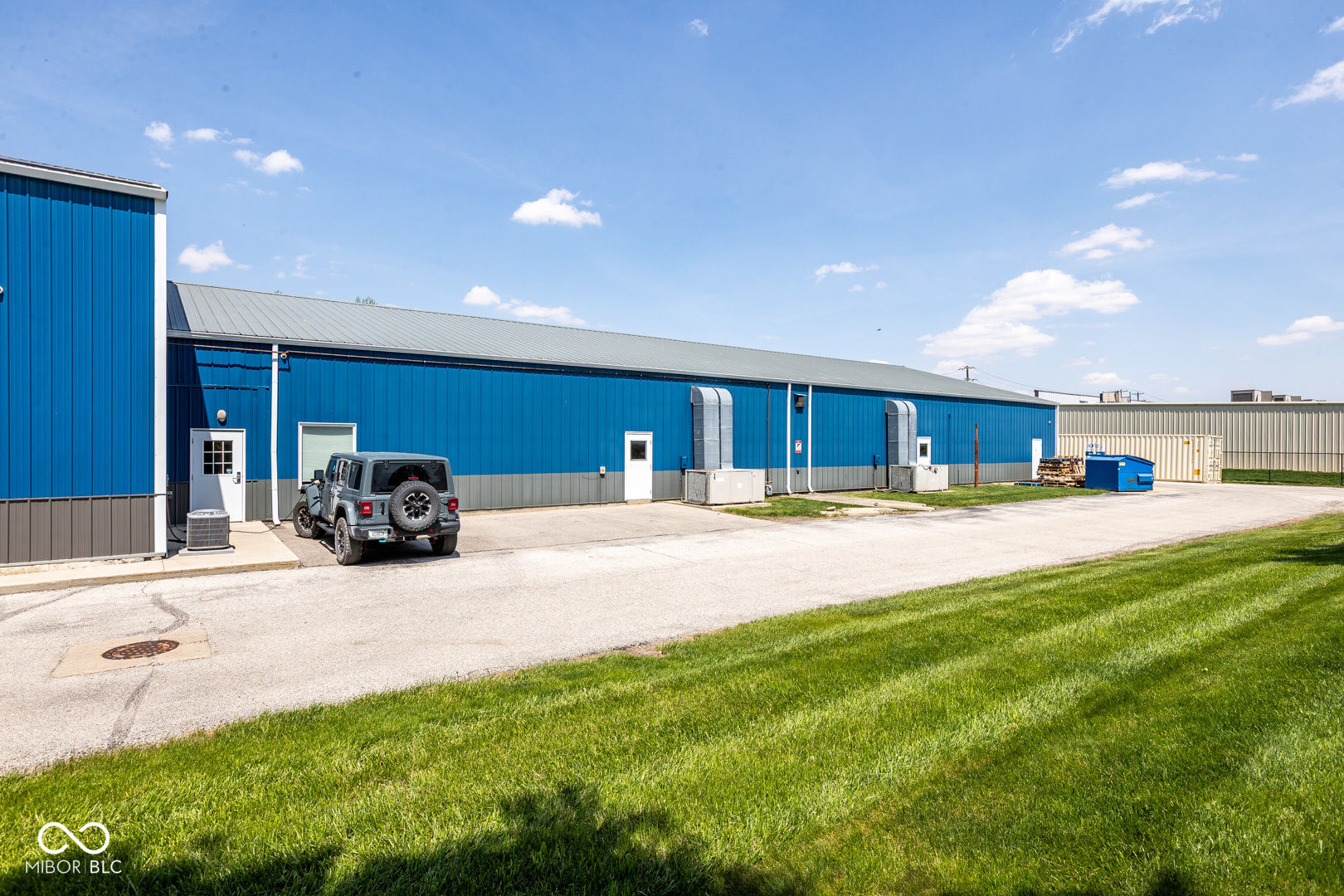 3893 W State Road 47