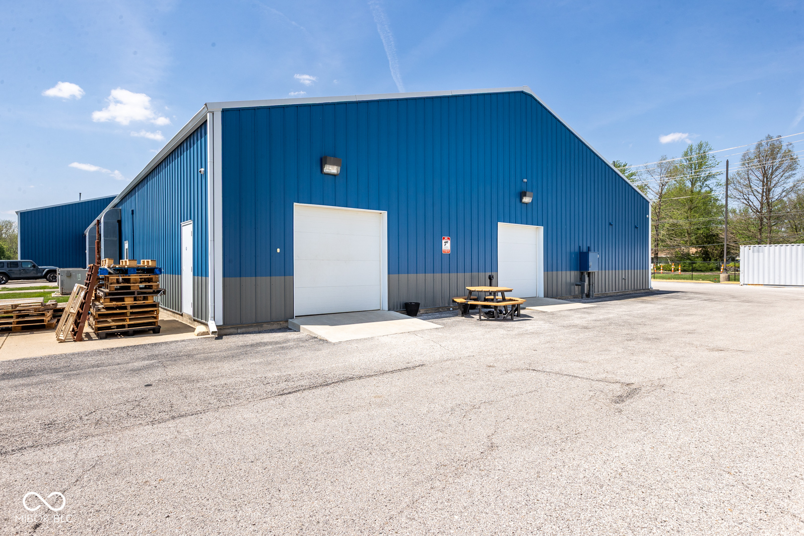 3893 W State Road 47