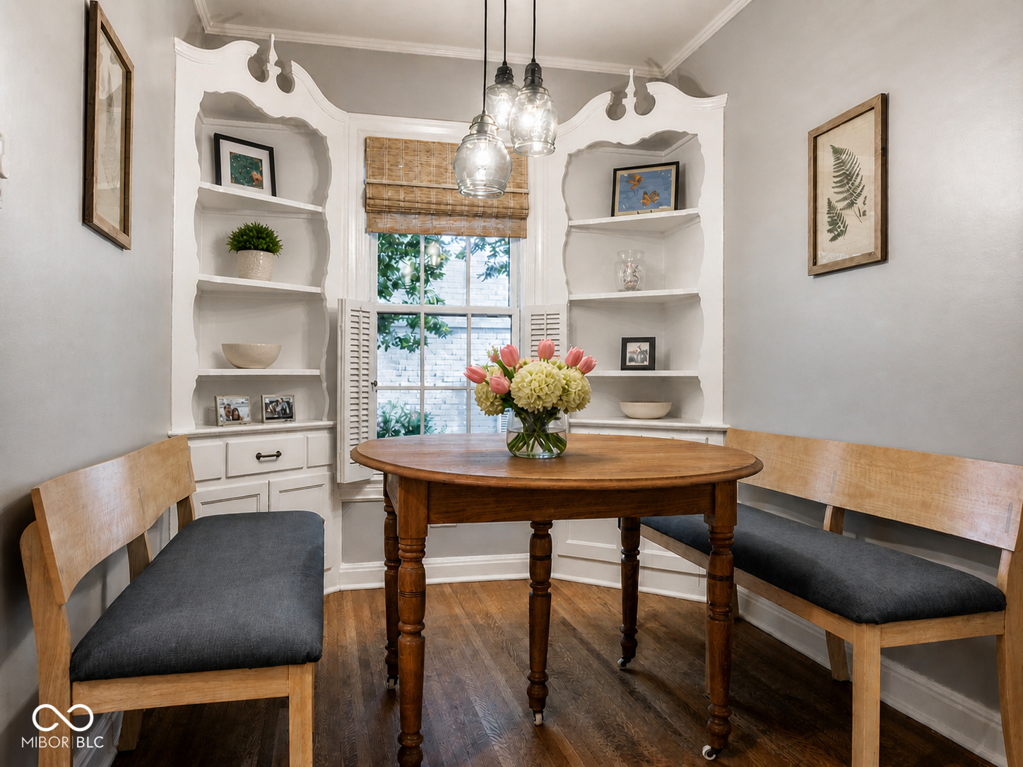 7002 N Warwick Road