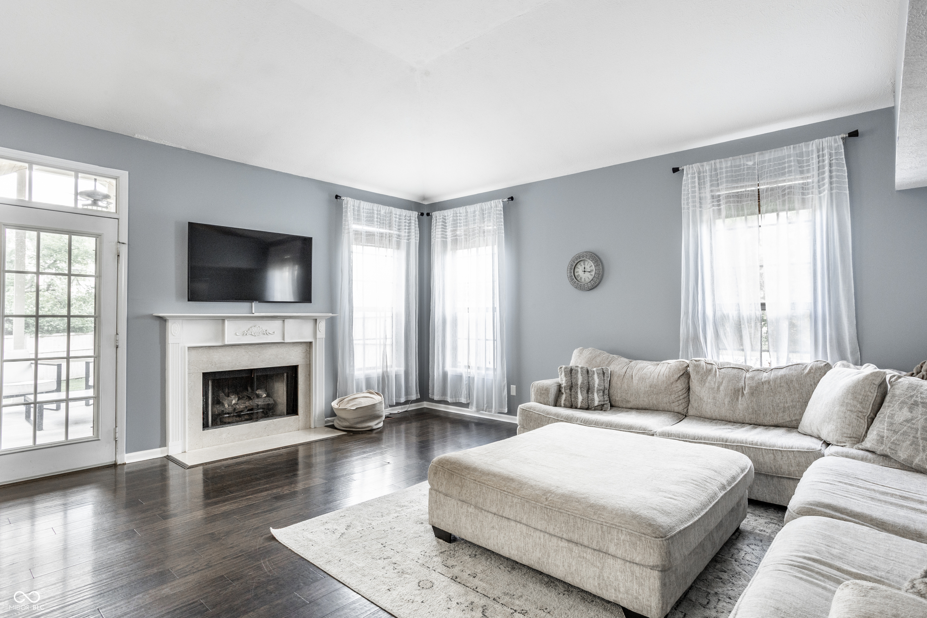 3129 Bretton Court