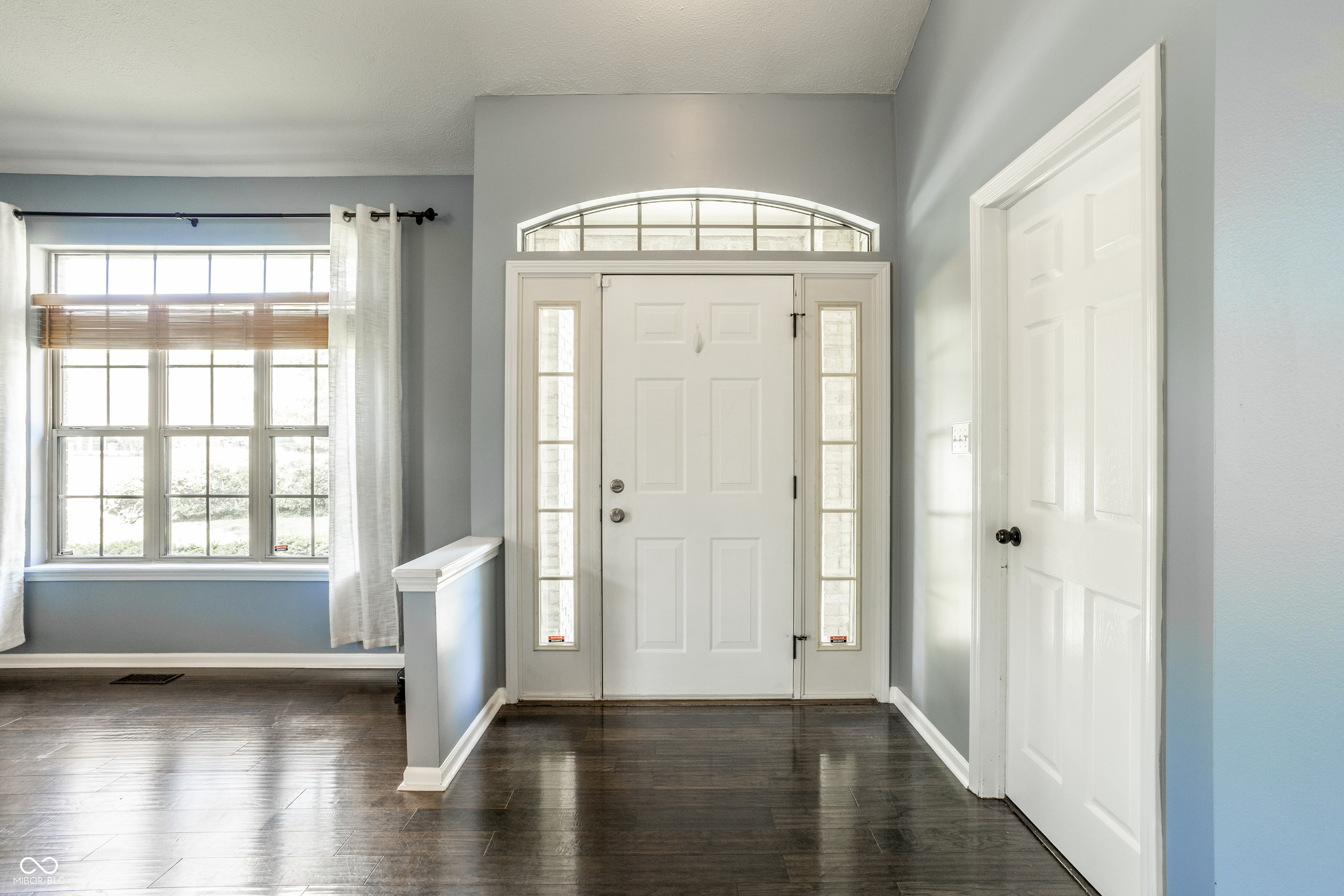 3129 Bretton Court