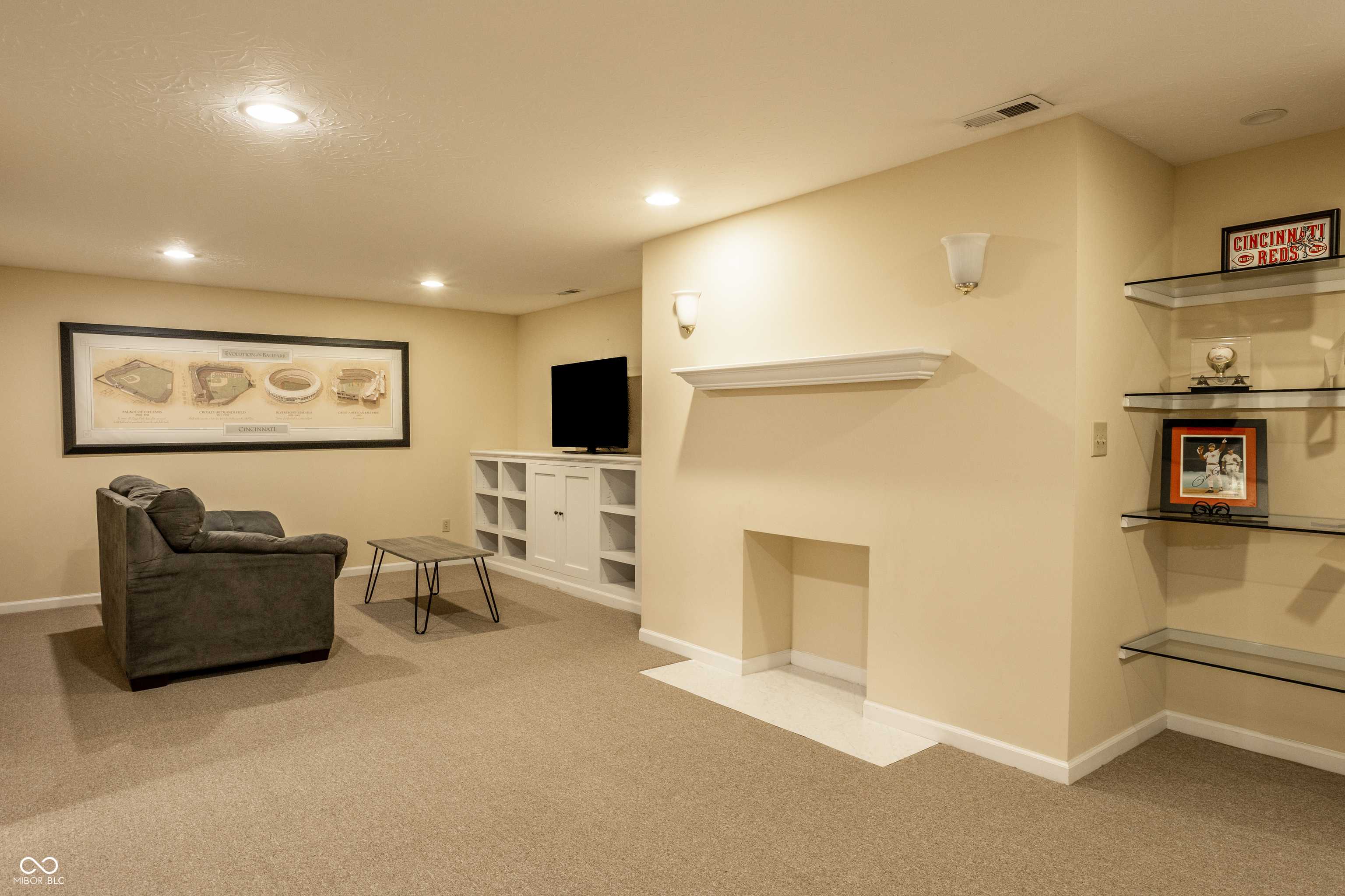 3129 Bretton Court