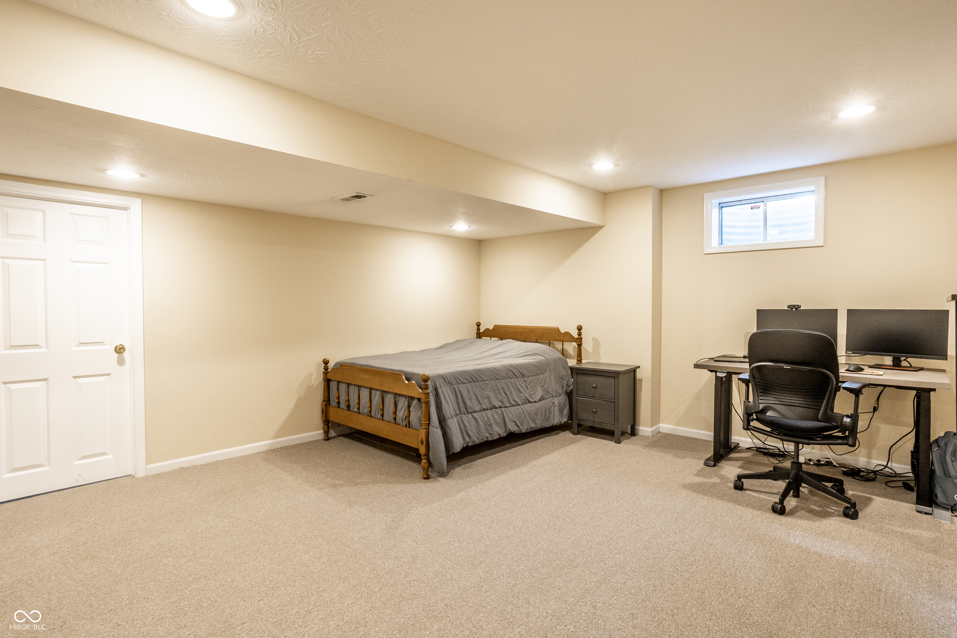 3129 Bretton Court