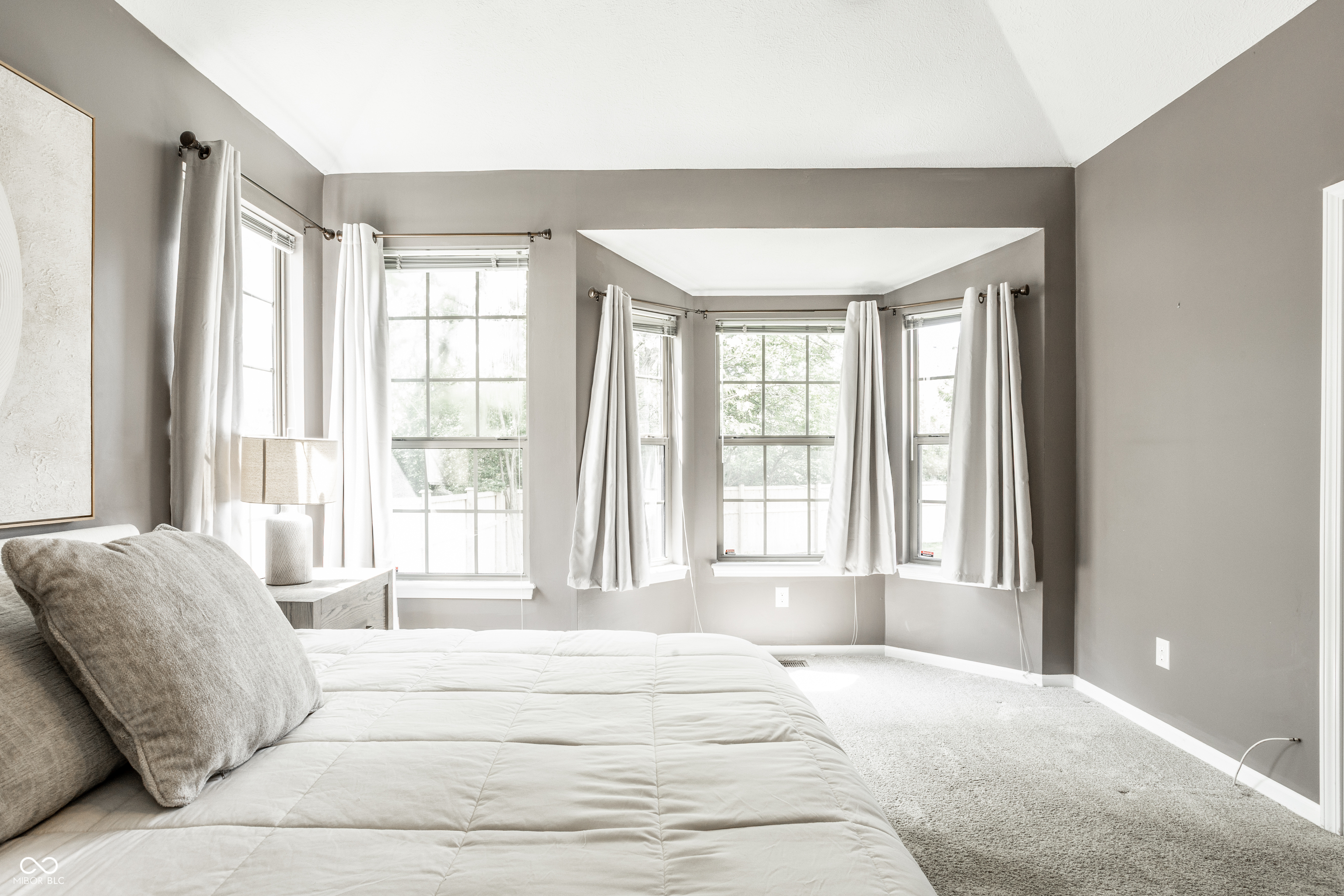 3129 Bretton Court