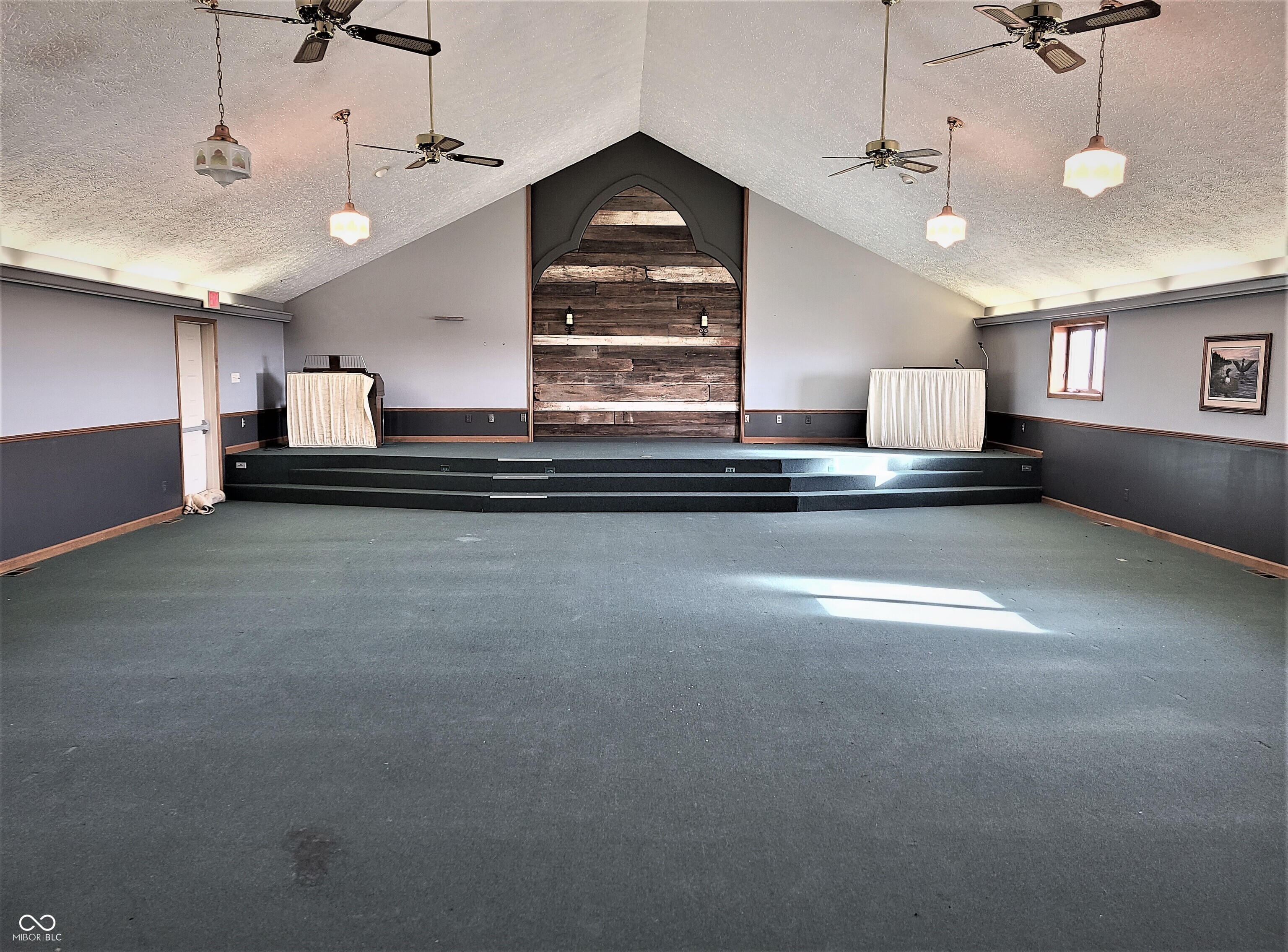 10982 E State Road 28 Highway