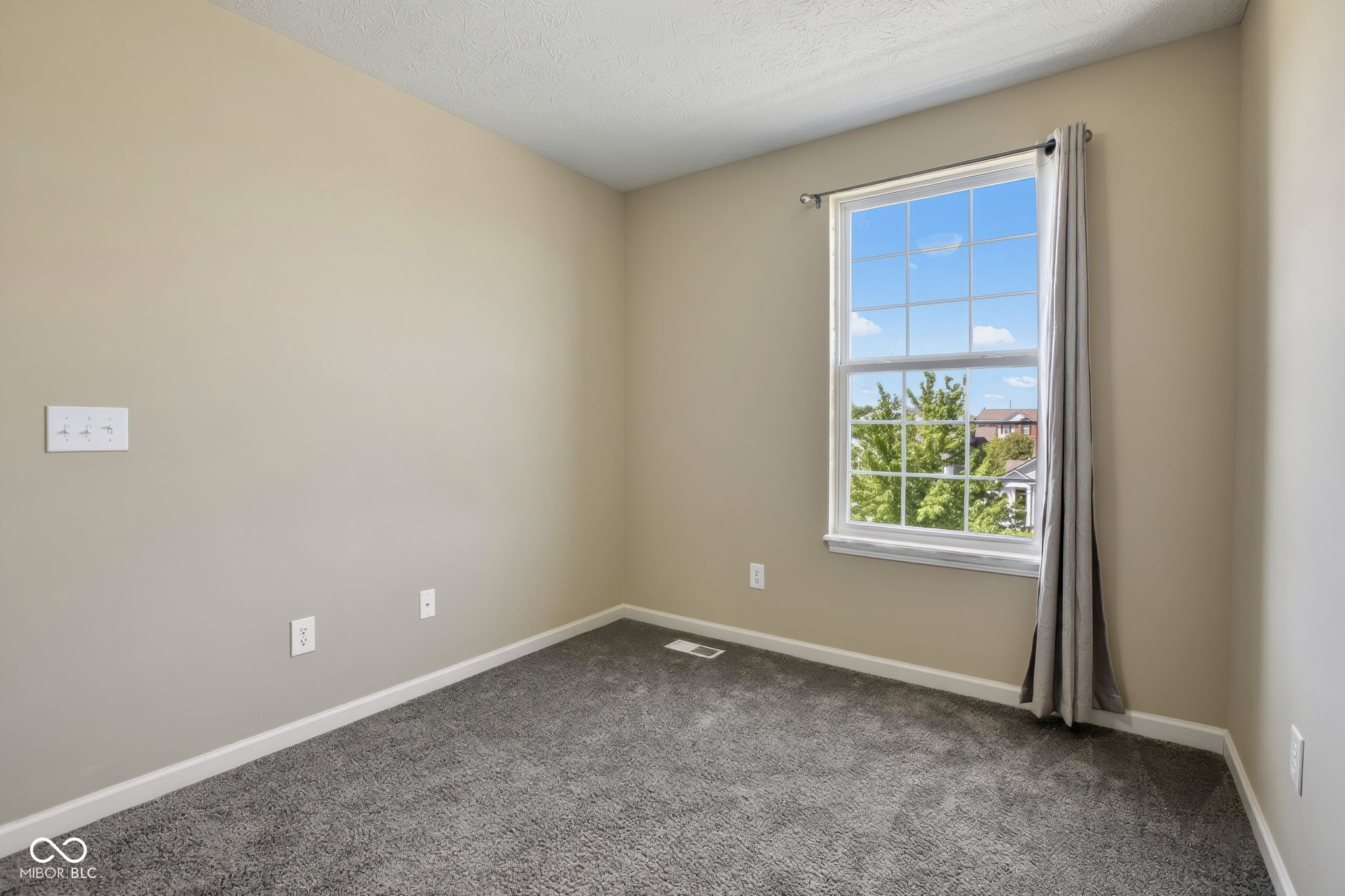 12692 Tamworth Drive