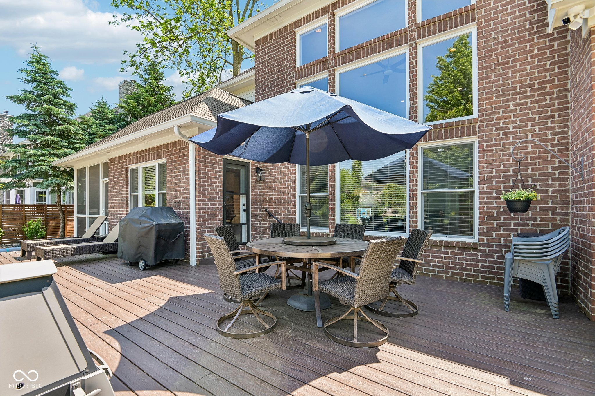 14668 Whispering Breeze Drive