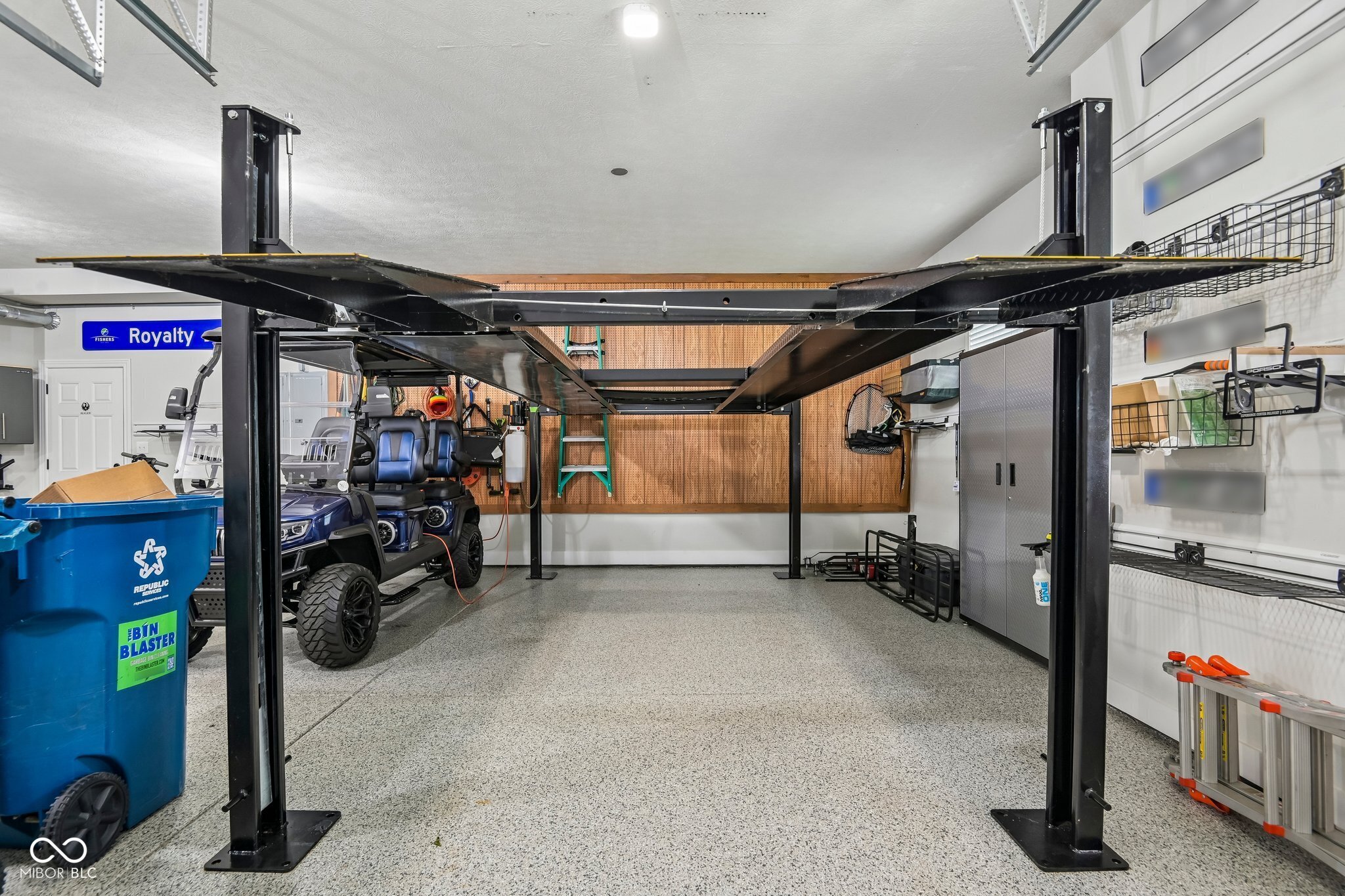 14668 Whispering Breeze Drive