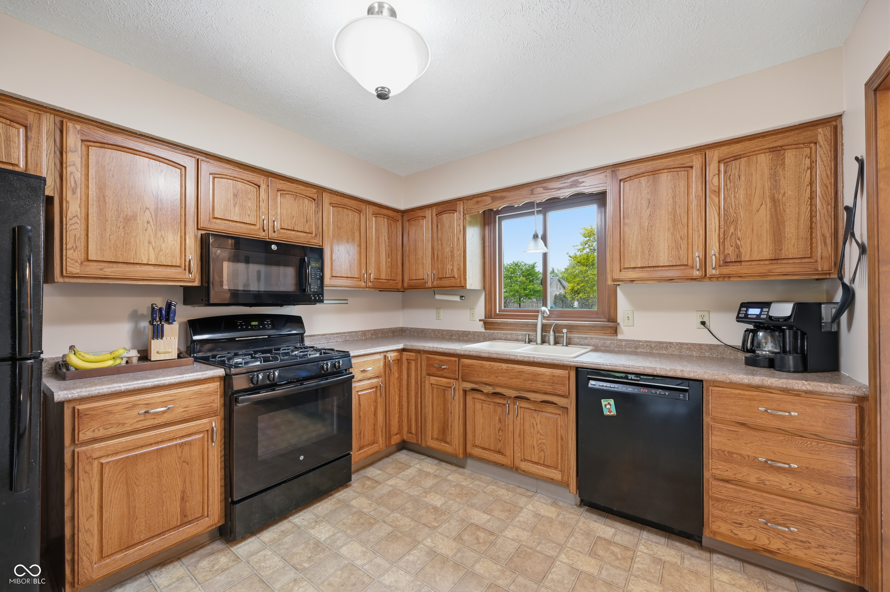 848 Bennett Court