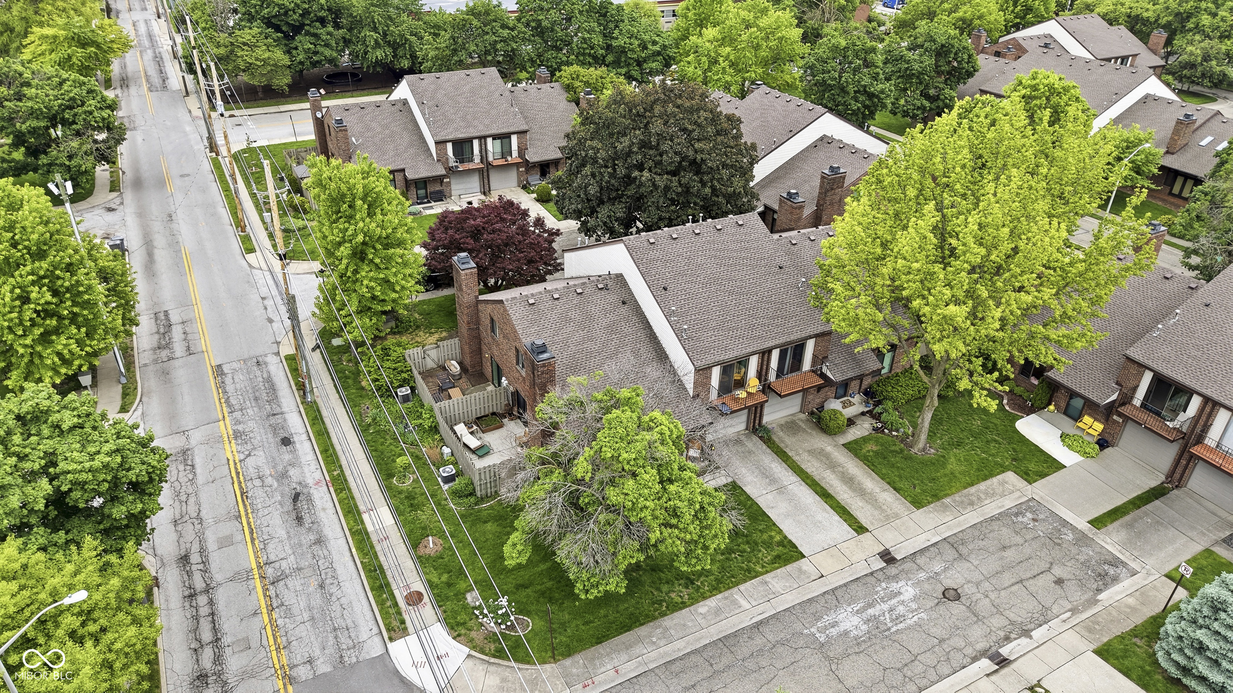 339 E Saint Clair Street