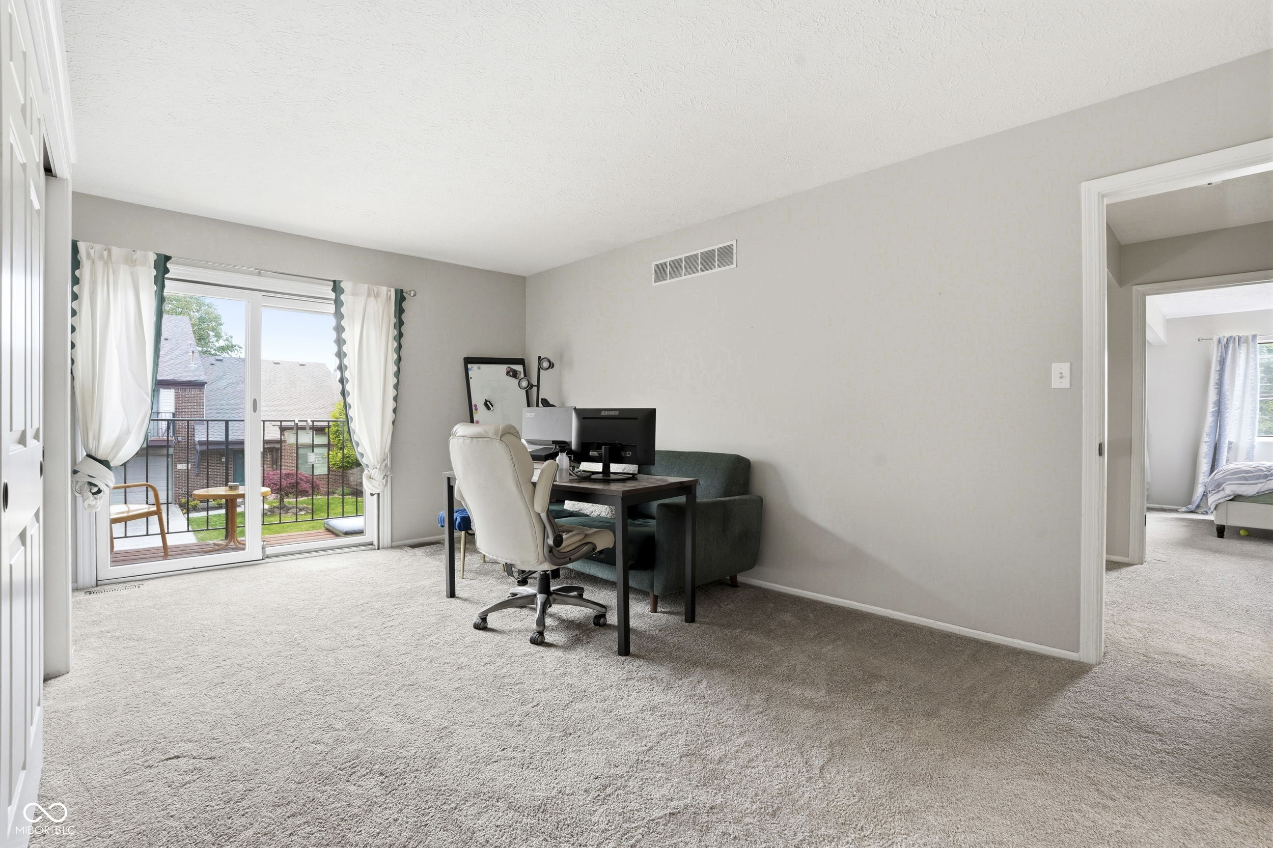 339 E Saint Clair Street