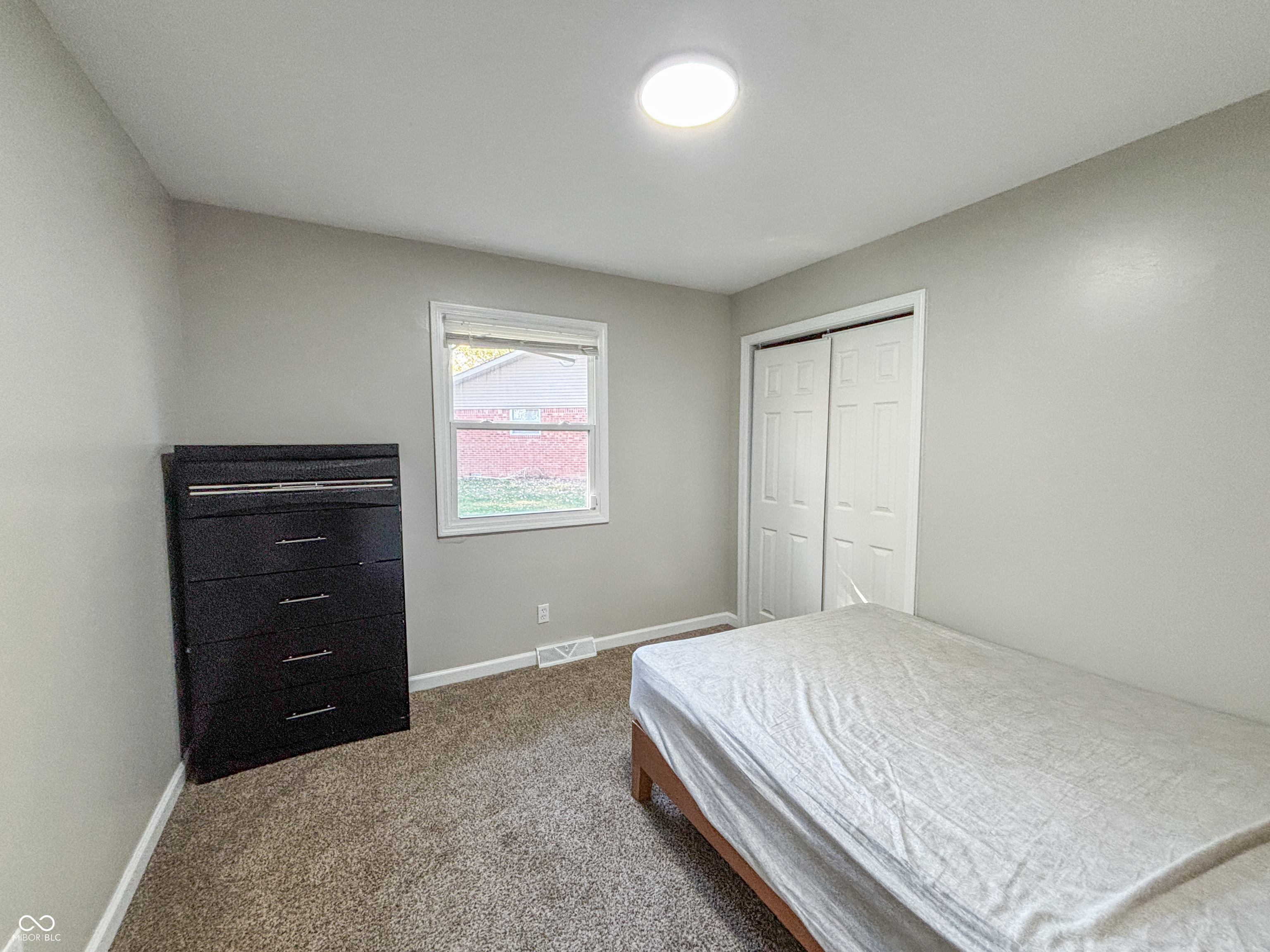 3211 W Sharon Drive