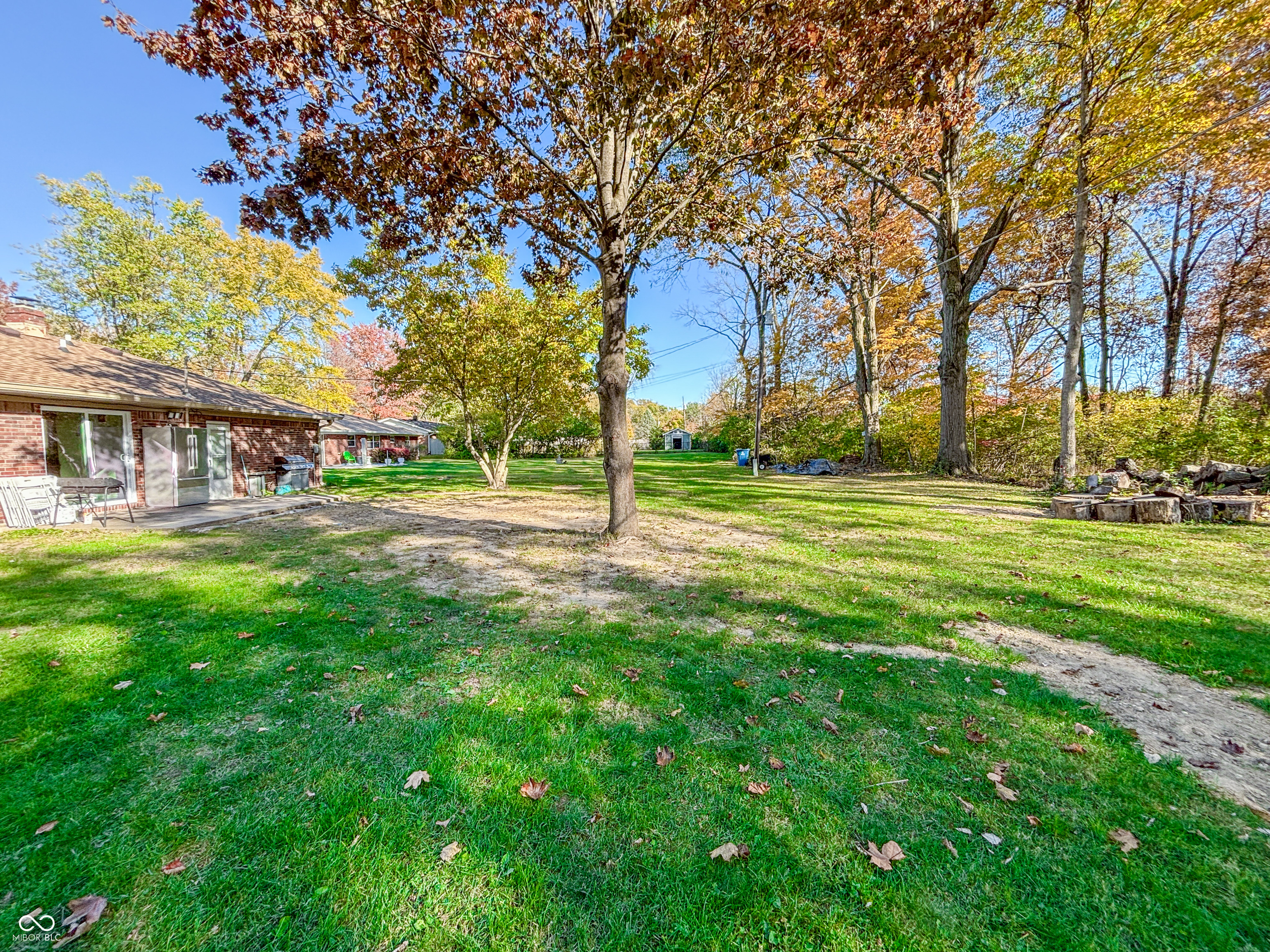 3211 W Sharon Drive