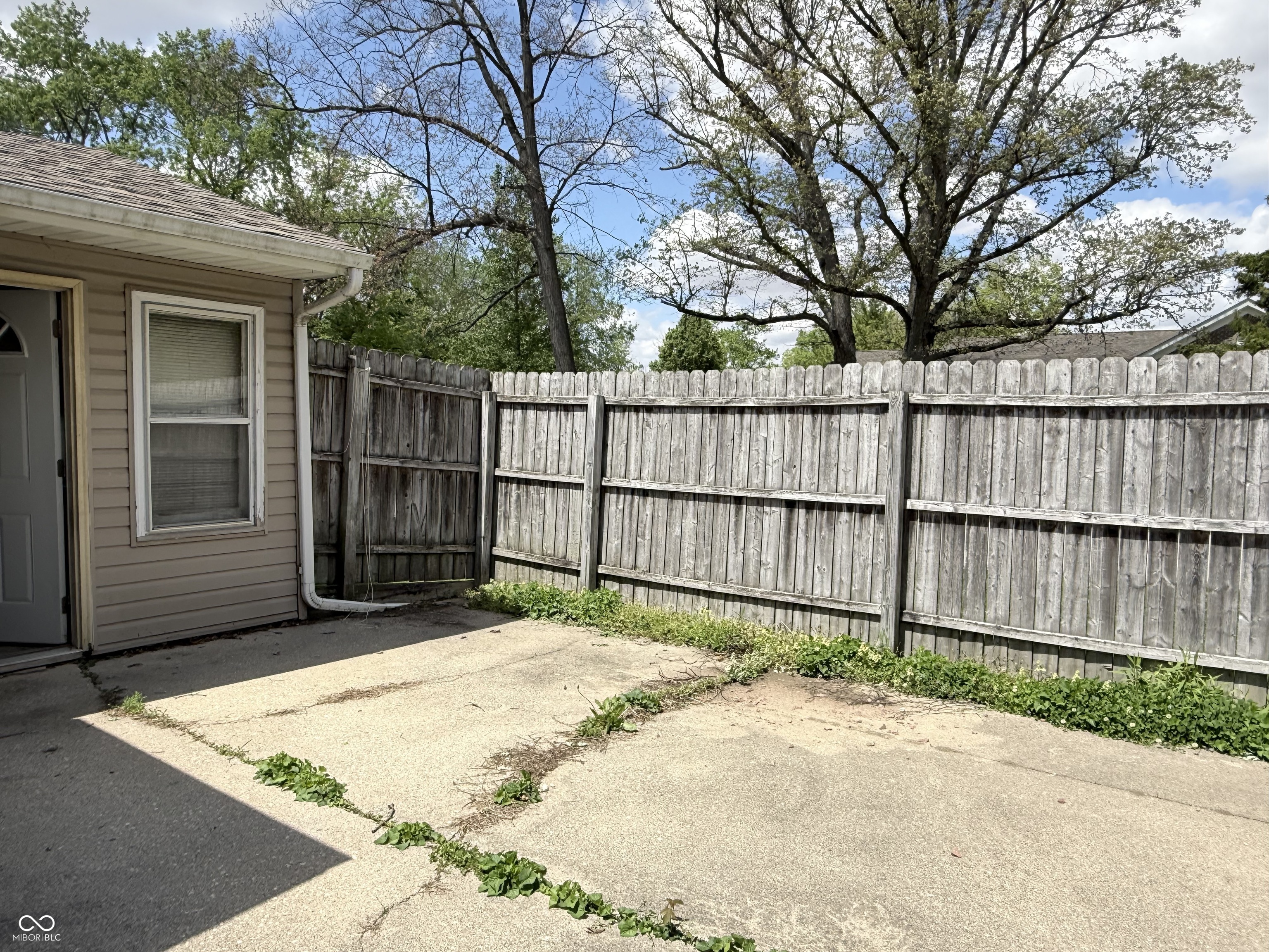 335 N Parker Avenue