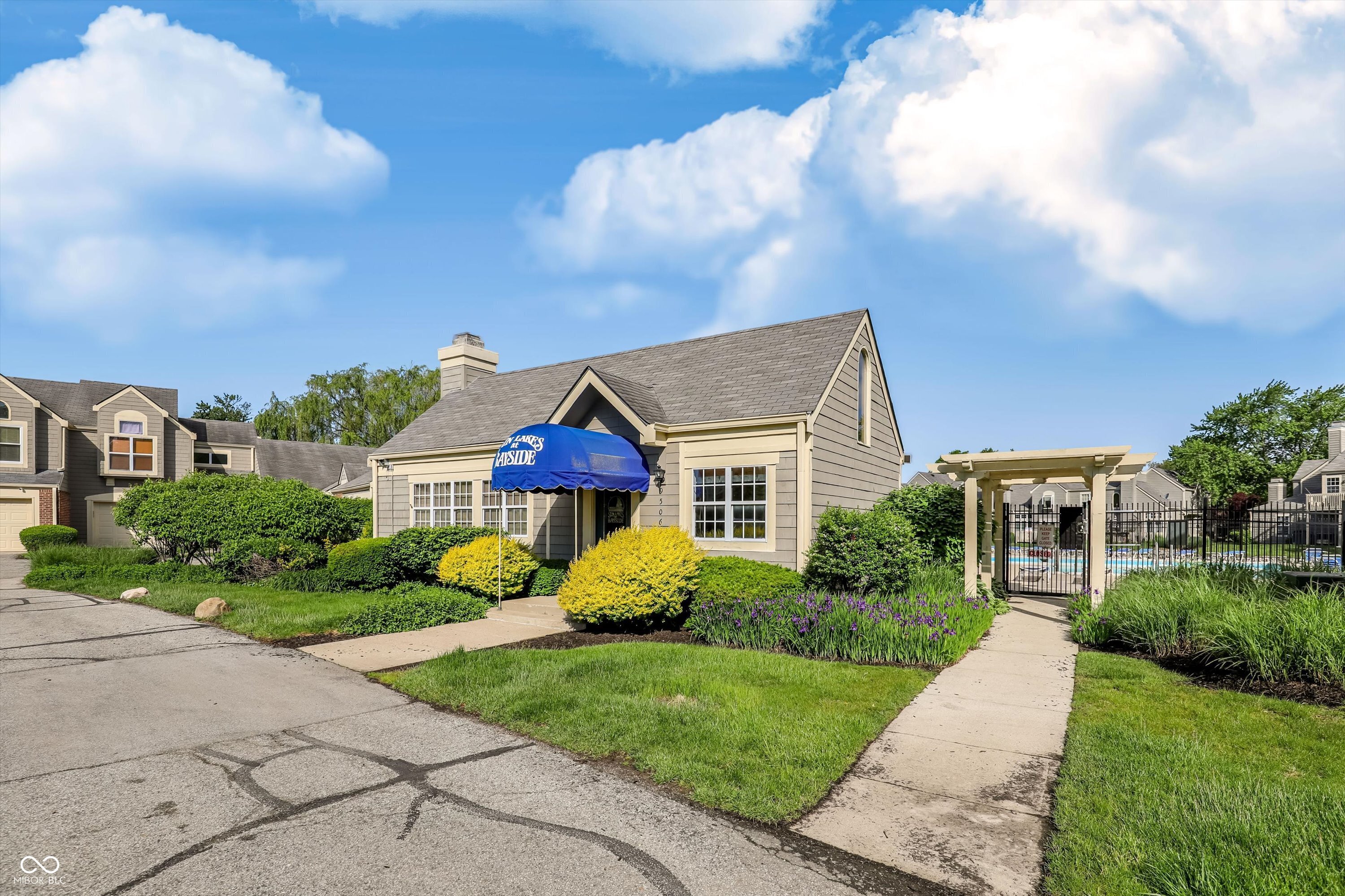 9457 Bridgewater Circle