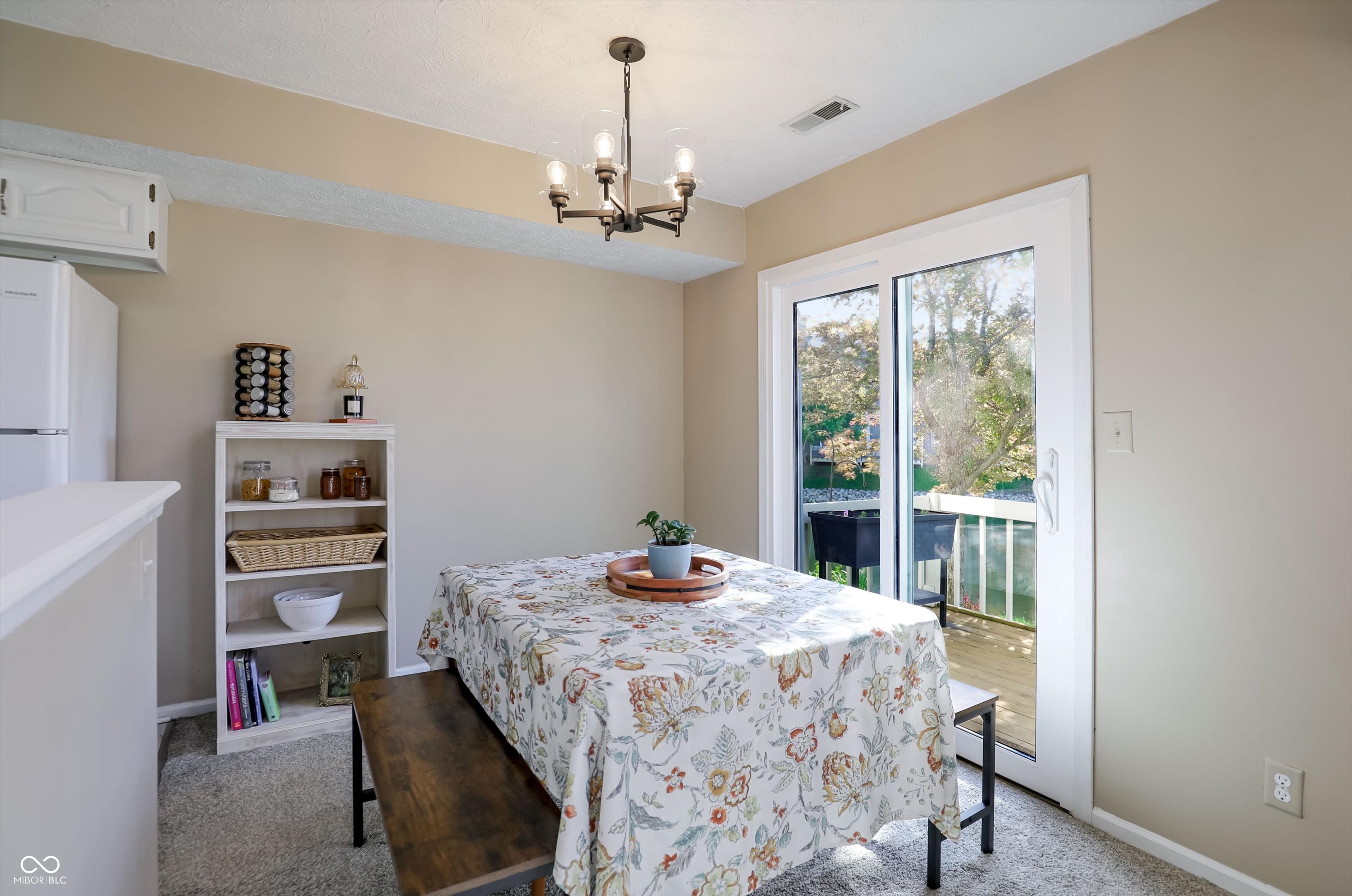 9457 Bridgewater Circle
