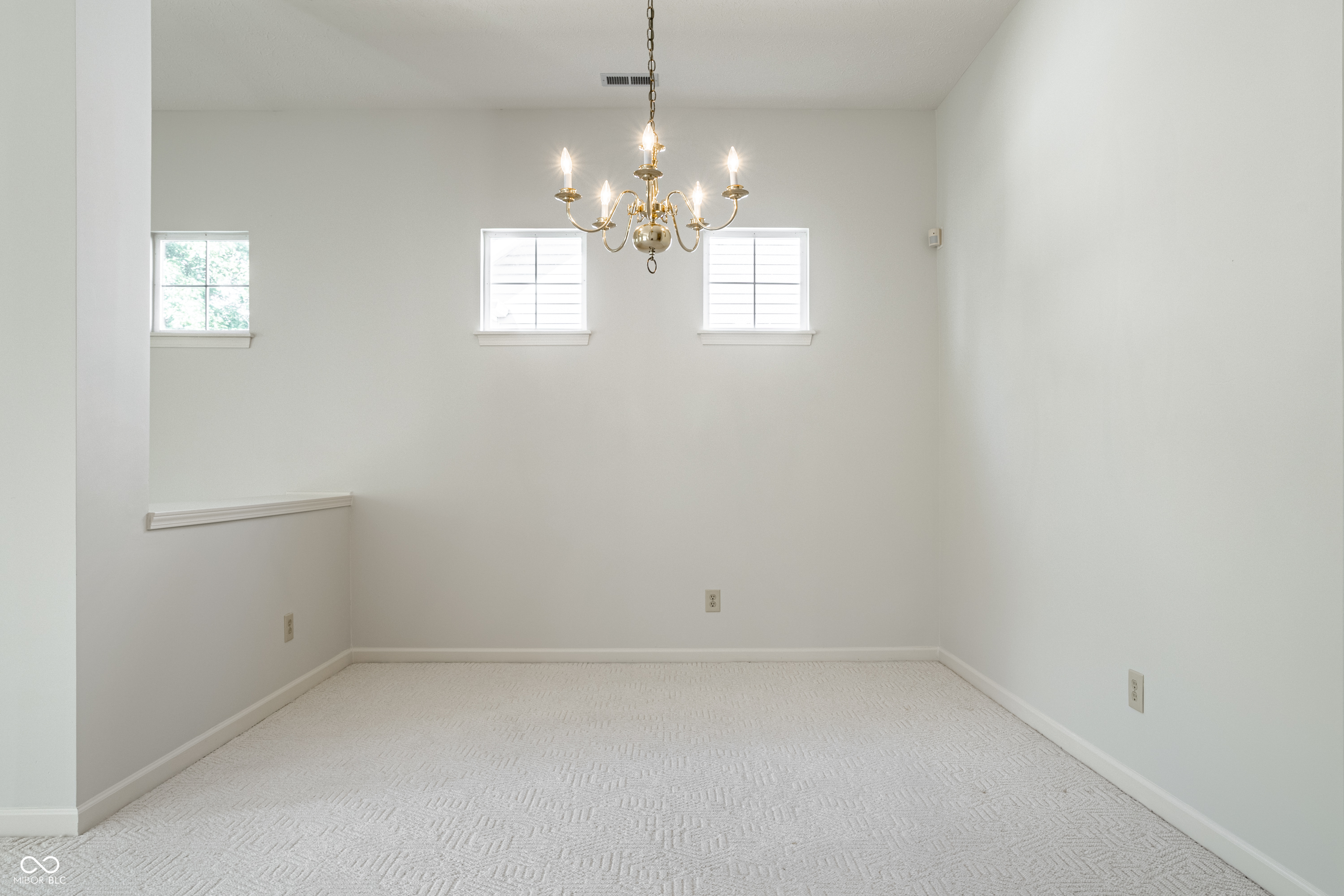 3587 Seminole Drive