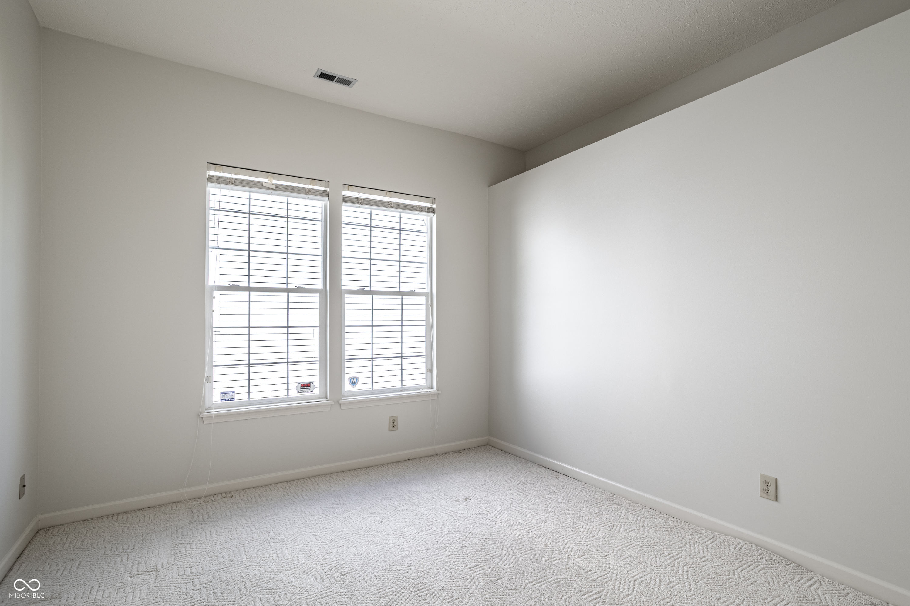 3587 Seminole Drive